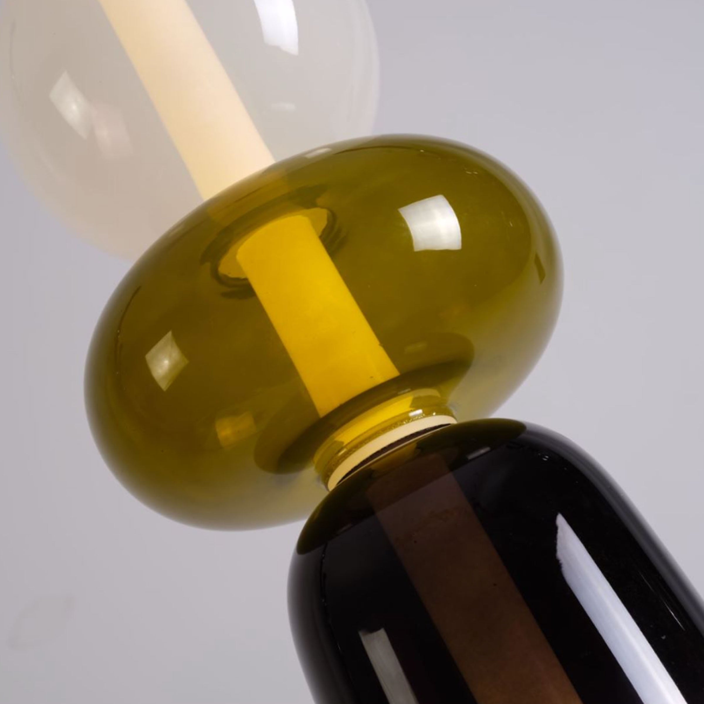 Stellar Strands Pendant Lamp 4-Glasses CY-DD-1052-4 -  Pendant Lamps - ebarza Furniture UAE | Shop Modern Furniture in Abu Dhabi & Dubai - مفروشات ايبازرا في الامارات | تسوق اثاث عصري وديكورات مميزة في دبي وابوظبي