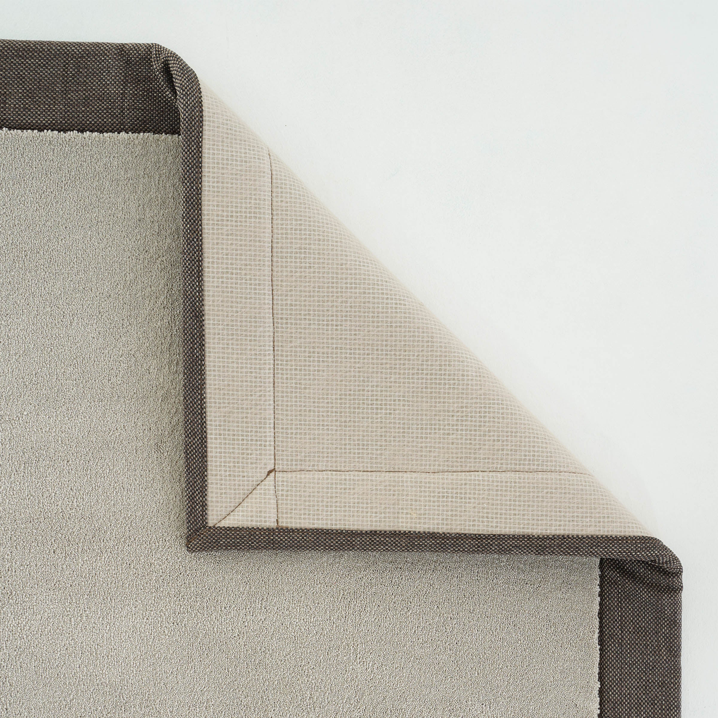 Pre-order 60 Days Delivery 400X300 CM BOUNTY 74 MONTEREY Rug 80208 -  Rugs - ebarza Furniture UAE | Shop Modern Furniture in Abu Dhabi & Dubai - مفروشات ايبازرا في الامارات | تسوق اثاث عصري وديكورات مميزة في دبي وابوظبي