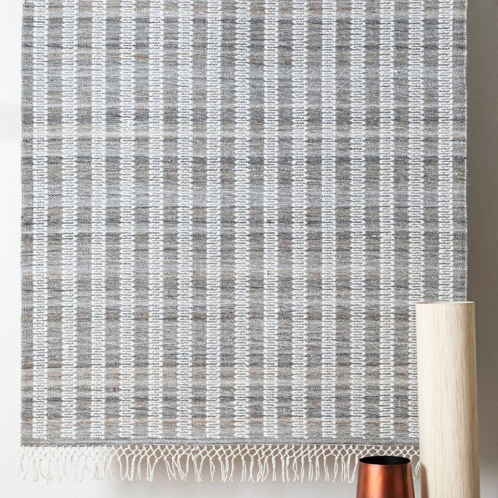 450X300 Cm Machine Woven Rug Batim-Btm-04-Grande -  Rugs - ebarza Furniture UAE | Shop Modern Furniture in Abu Dhabi & Dubai - مفروشات ايبازرا في الامارات | تسوق اثاث عصري وديكورات مميزة في دبي وابوظبي