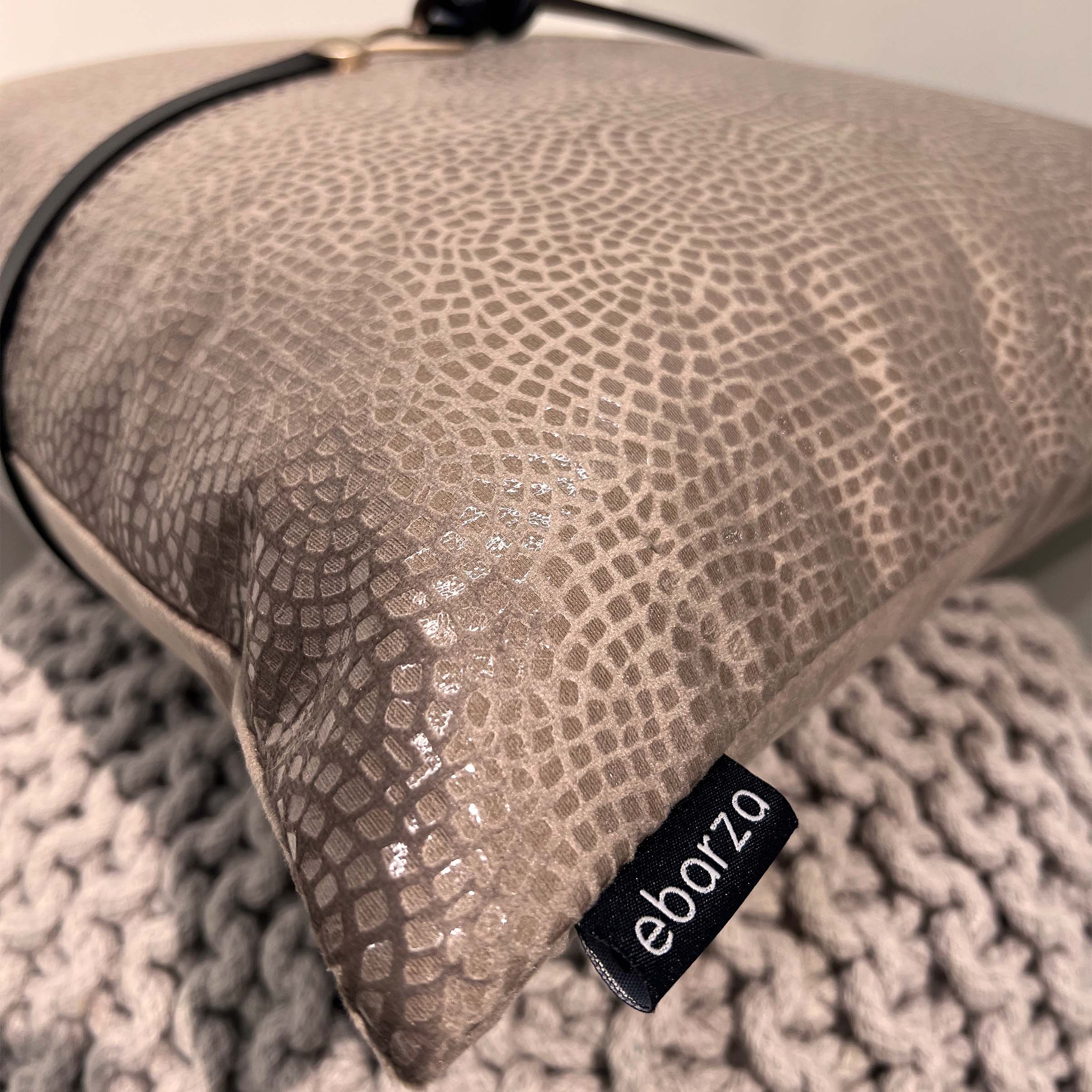 45*45 Dawson decorative sash cushion - ECC105 -  Cushions - ebarza Furniture UAE | Shop Modern Furniture in Abu Dhabi & Dubai - مفروشات ايبازرا في الامارات | تسوق اثاث عصري وديكورات مميزة في دبي وابوظبي