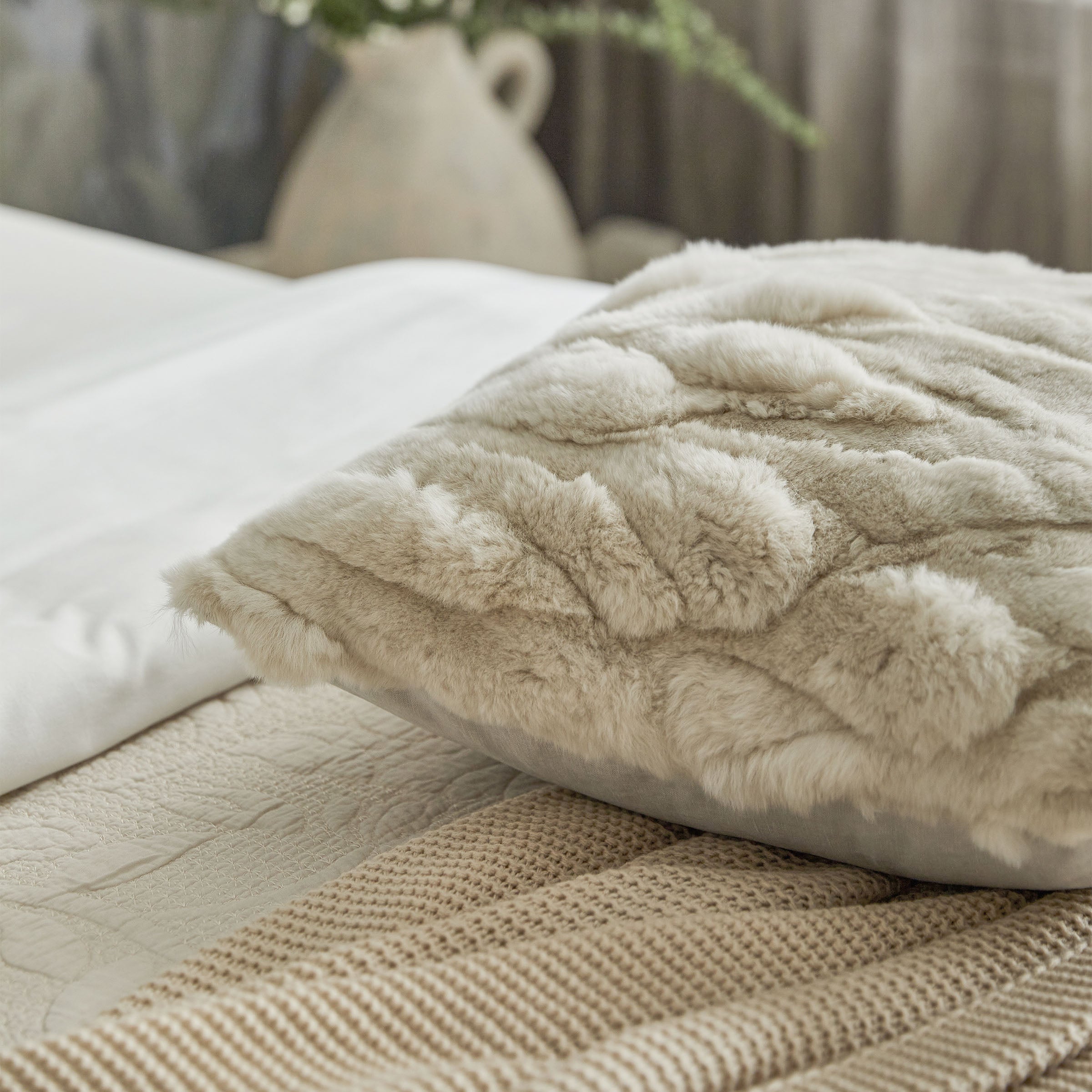 45*45 SKJG Odom Rex Rabbit Hair Cushion - ECC073 -  Cushions - ebarza Furniture UAE | Shop Modern Furniture in Abu Dhabi & Dubai - مفروشات ايبازرا في الامارات | تسوق اثاث عصري وديكورات مميزة في دبي وابوظبي