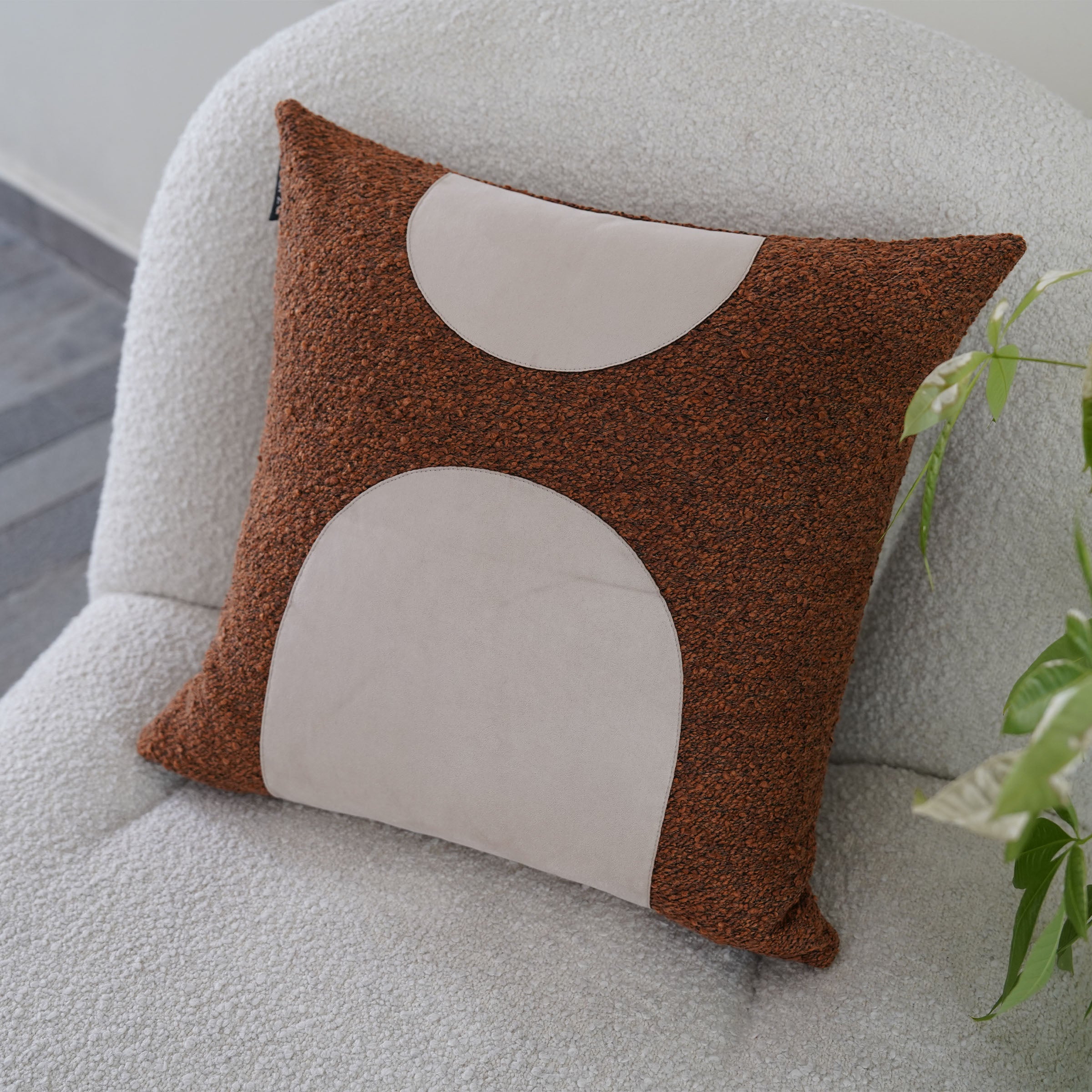 45*45cm Ebarza Buck Patchwork Cushion ECC132 -  Cushions - ebarza Furniture UAE | Shop Modern Furniture in Abu Dhabi & Dubai - مفروشات ايبازرا في الامارات | تسوق اثاث عصري وديكورات مميزة في دبي وابوظبي