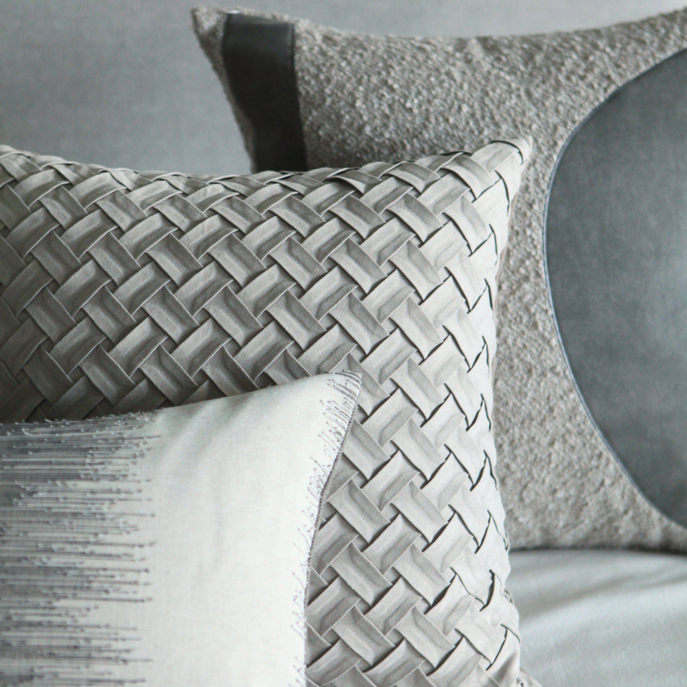 45X45 Cm Banson Embroidered Throw Cushion Ecc054 -  Cushions - ebarza Furniture UAE | Shop Modern Furniture in Abu Dhabi & Dubai - مفروشات ايبازرا في الامارات | تسوق اثاث عصري وديكورات مميزة في دبي وابوظبي
