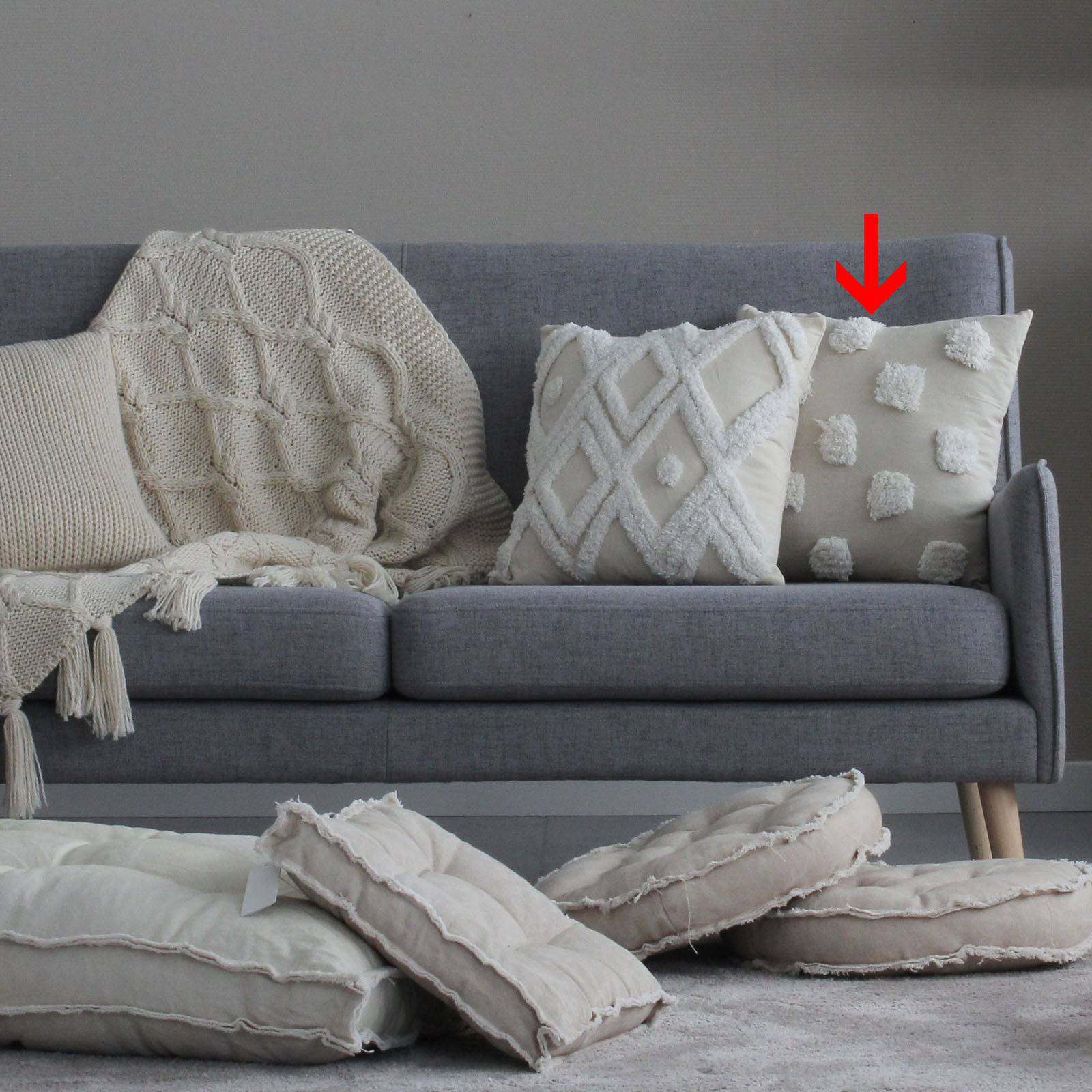 45X45 Cm Cushion Cover 190402-039 -  Cushions - ebarza Furniture UAE | Shop Modern Furniture in Abu Dhabi & Dubai - مفروشات ايبازرا في الامارات | تسوق اثاث عصري وديكورات مميزة في دبي وابوظبي
