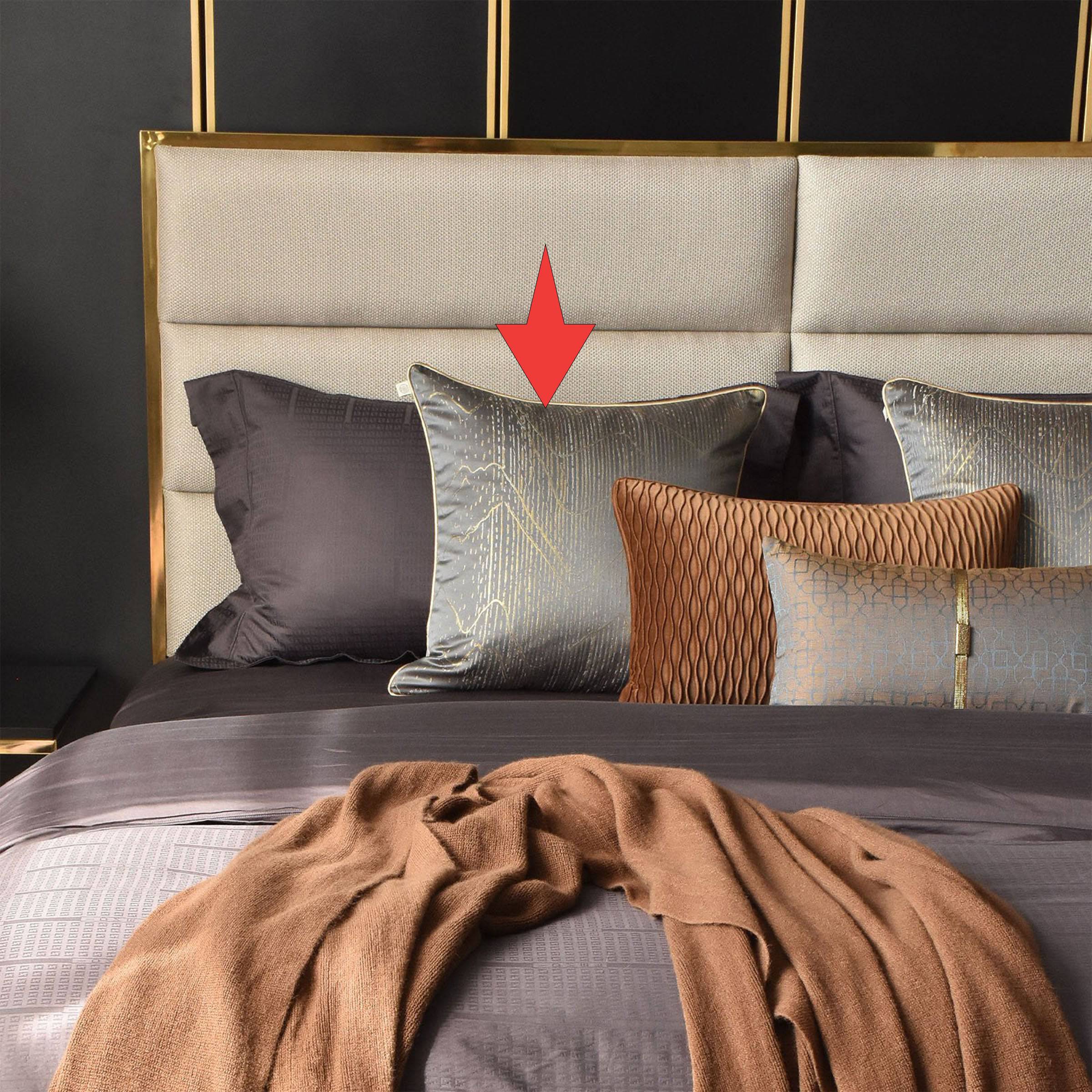 45X45 Cm Gorman Jacquard Cushion Ecc-008 -  Cushions - ebarza Furniture UAE | Shop Modern Furniture in Abu Dhabi & Dubai - مفروشات ايبازرا في الامارات | تسوق اثاث عصري وديكورات مميزة في دبي وابوظبي