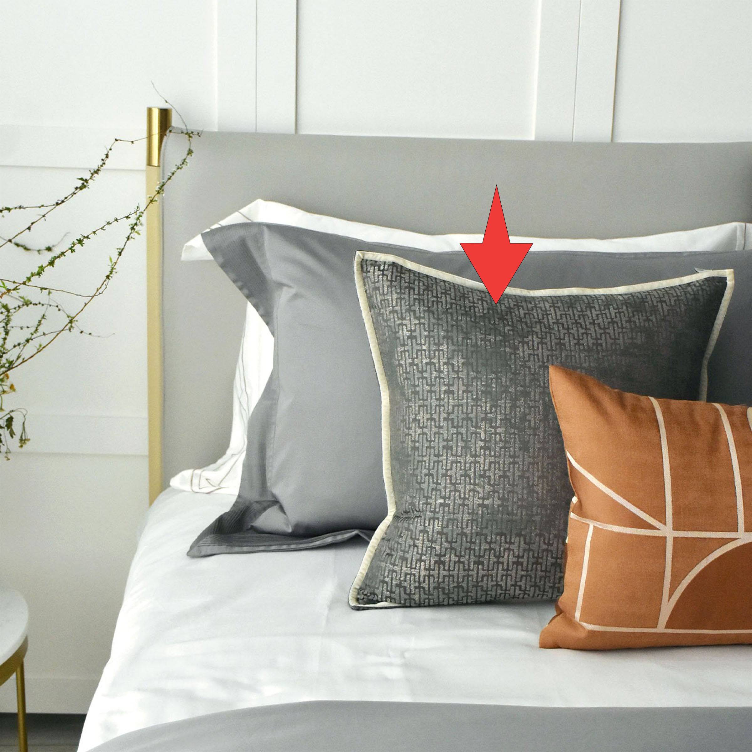 45X45 Cm Grant Jacquard Throw Cushion Ecc-007 -  Cushions - ebarza Furniture UAE | Shop Modern Furniture in Abu Dhabi & Dubai - مفروشات ايبازرا في الامارات | تسوق اثاث عصري وديكورات مميزة في دبي وابوظبي