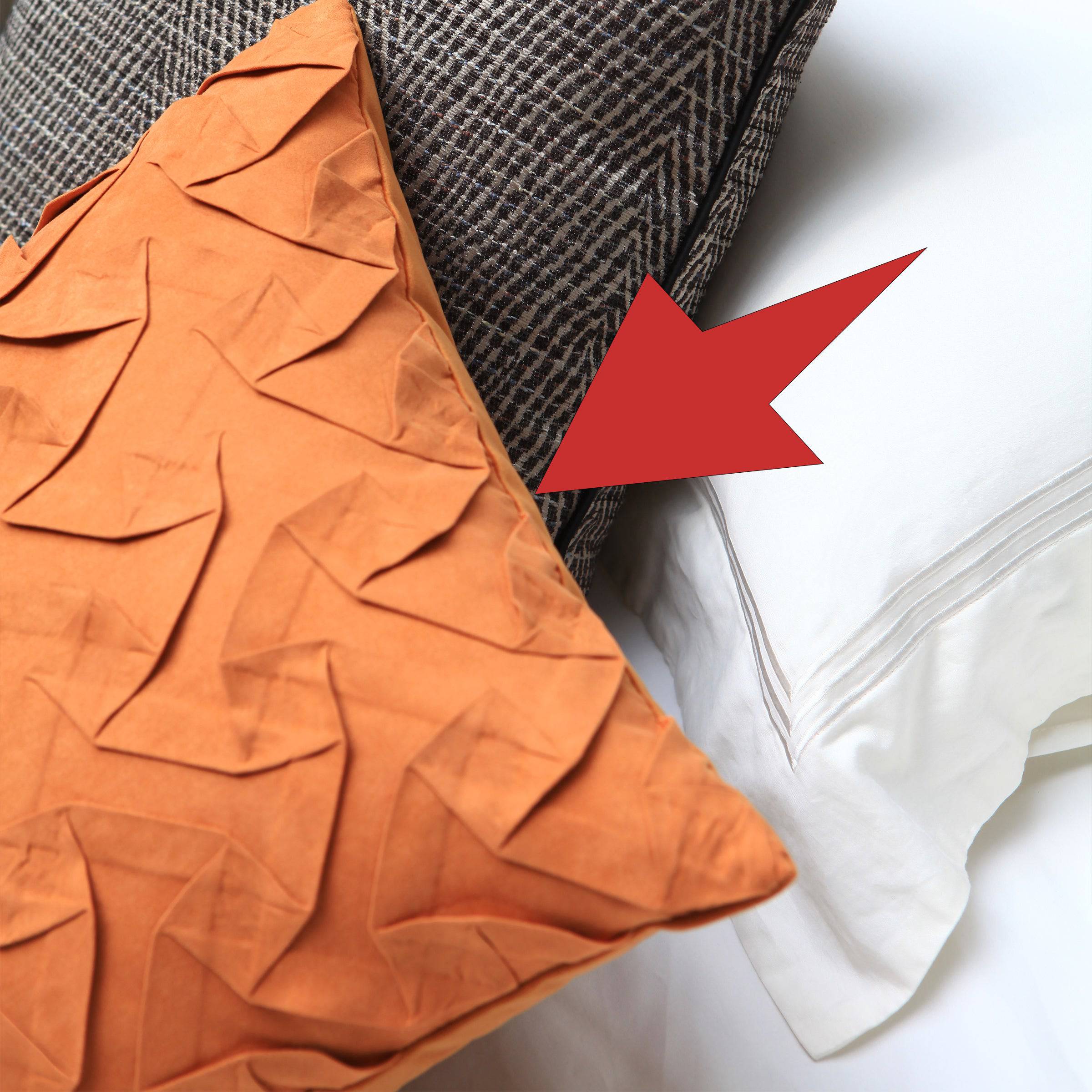 45X45 Cm Jason Suede Cushion Ecc050 -  Cushions - ebarza Furniture UAE | Shop Modern Furniture in Abu Dhabi & Dubai - مفروشات ايبازرا في الامارات | تسوق اثاث عصري وديكورات مميزة في دبي وابوظبي