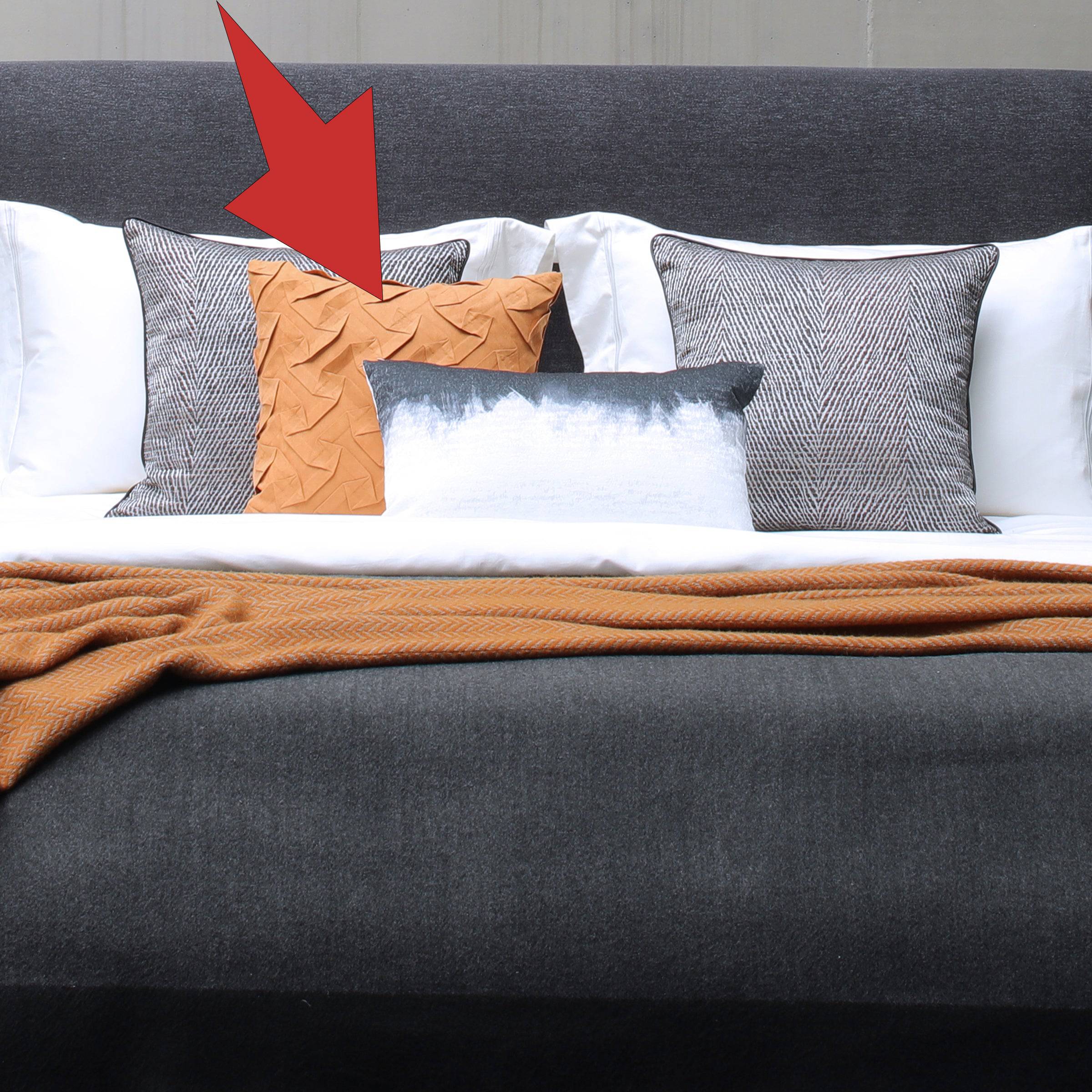 45X45 Cm Jason Suede Cushion Ecc050 -  Cushions - ebarza Furniture UAE | Shop Modern Furniture in Abu Dhabi & Dubai - مفروشات ايبازرا في الامارات | تسوق اثاث عصري وديكورات مميزة في دبي وابوظبي