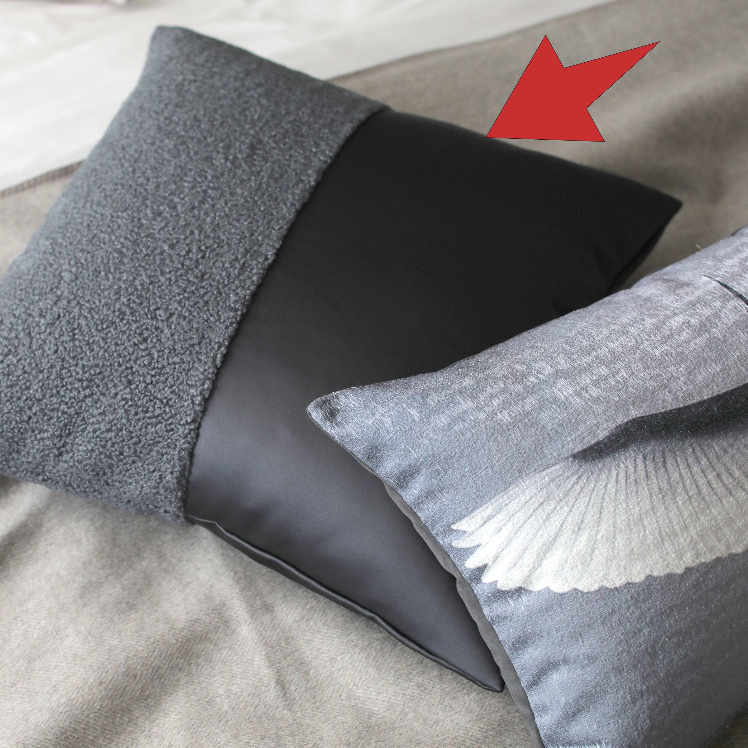 45X45 Cm Ullmann Stitching Cushion Ecc056 -  Cushions - ebarza Furniture UAE | Shop Modern Furniture in Abu Dhabi & Dubai - مفروشات ايبازرا في الامارات | تسوق اثاث عصري وديكورات مميزة في دبي وابوظبي