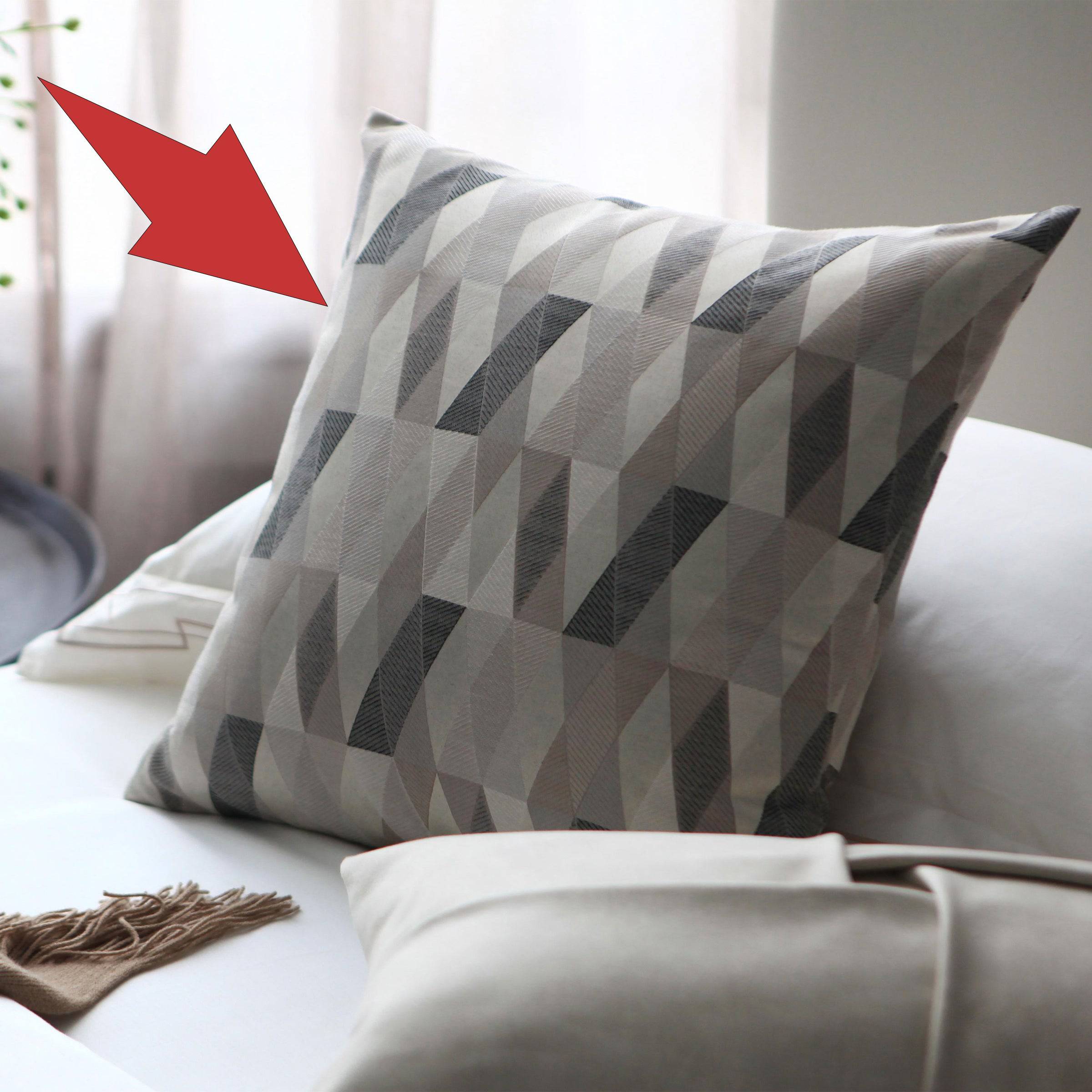 Pre-order 35 Days Delivery 45X45 Cm Wilma Jacquard Throw Cushion Cover  Ecc055 -  Cushions - ebarza Furniture UAE | Shop Modern Furniture in Abu Dhabi & Dubai - مفروشات ايبازرا في الامارات | تسوق اثاث عصري وديكورات مميزة في دبي وابوظبي