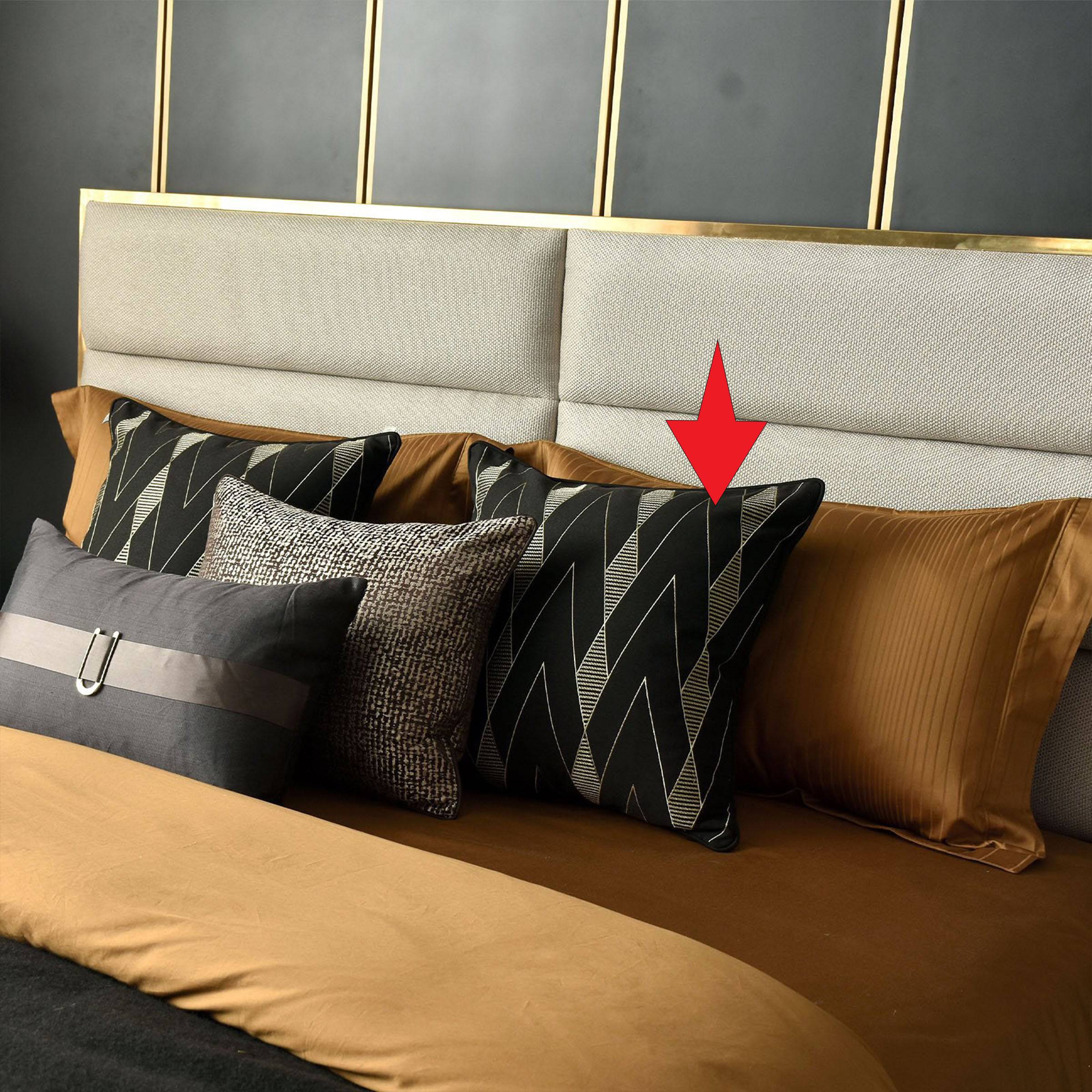 45X45 Cm Wittur Embroidered Cushion Cover Ecc-012 -  Cushions - ebarza Furniture UAE | Shop Modern Furniture in Abu Dhabi & Dubai - مفروشات ايبازرا في الامارات | تسوق اثاث عصري وديكورات مميزة في دبي وابوظبي