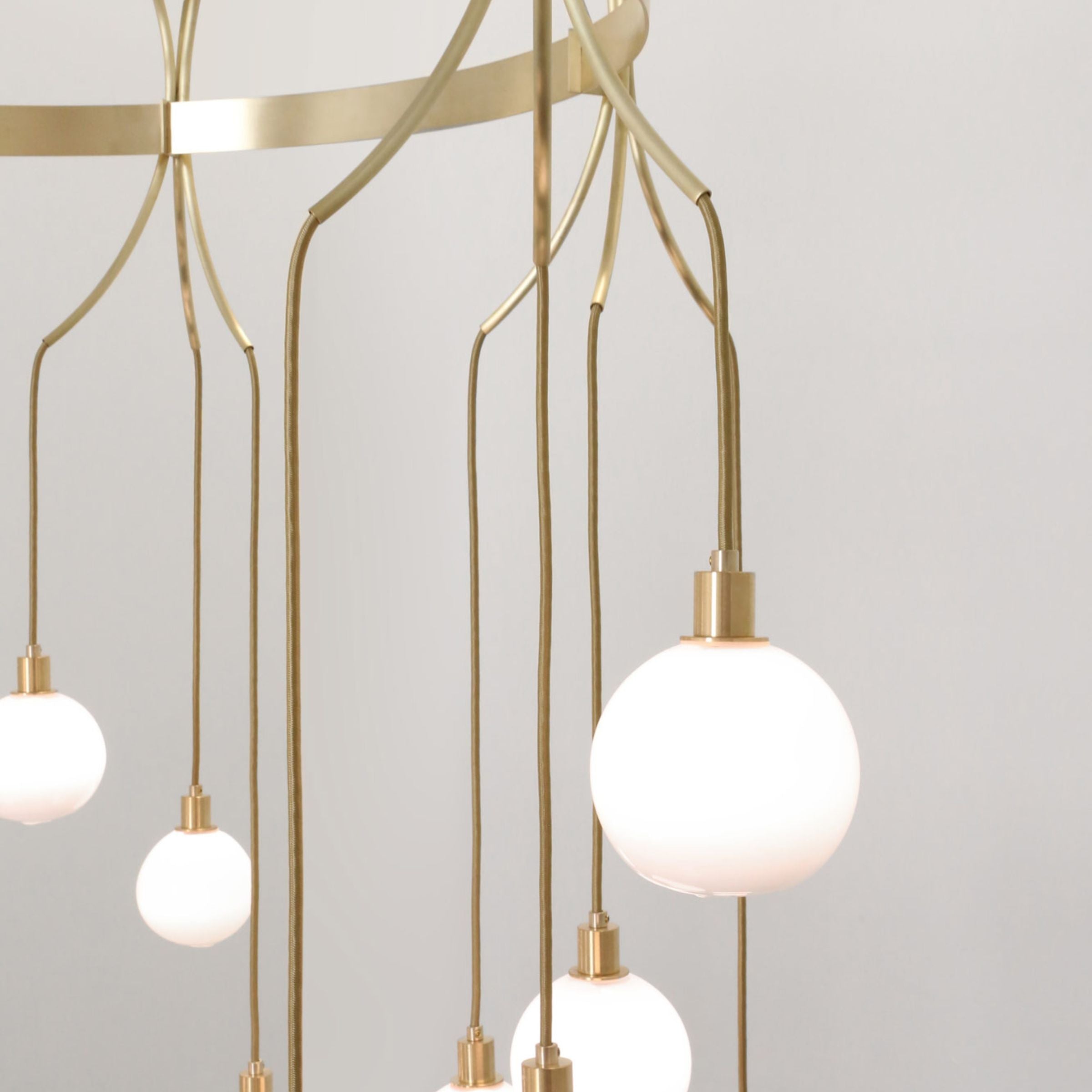 Seraph Pendant Lamp CY-DD-1031 -  Pendant Lamps - ebarza Furniture UAE | Shop Modern Furniture in Abu Dhabi & Dubai - مفروشات ايبازرا في الامارات | تسوق اثاث عصري وديكورات مميزة في دبي وابوظبي