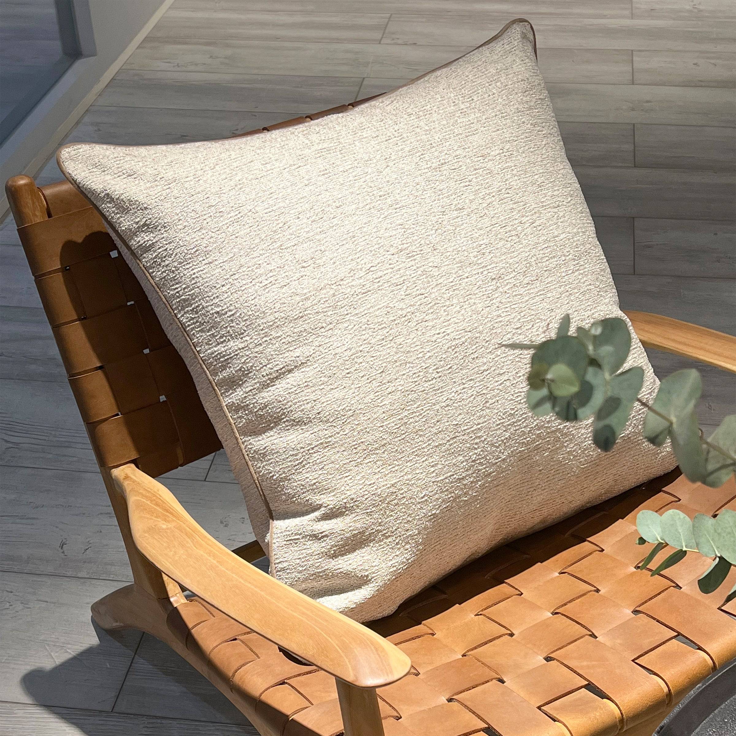 60X60 Cm Manya Jacquard Cushion Ecc040 -  Cushions - ebarza Furniture UAE | Shop Modern Furniture in Abu Dhabi & Dubai - مفروشات ايبازرا في الامارات | تسوق اثاث عصري وديكورات مميزة في دبي وابوظبي