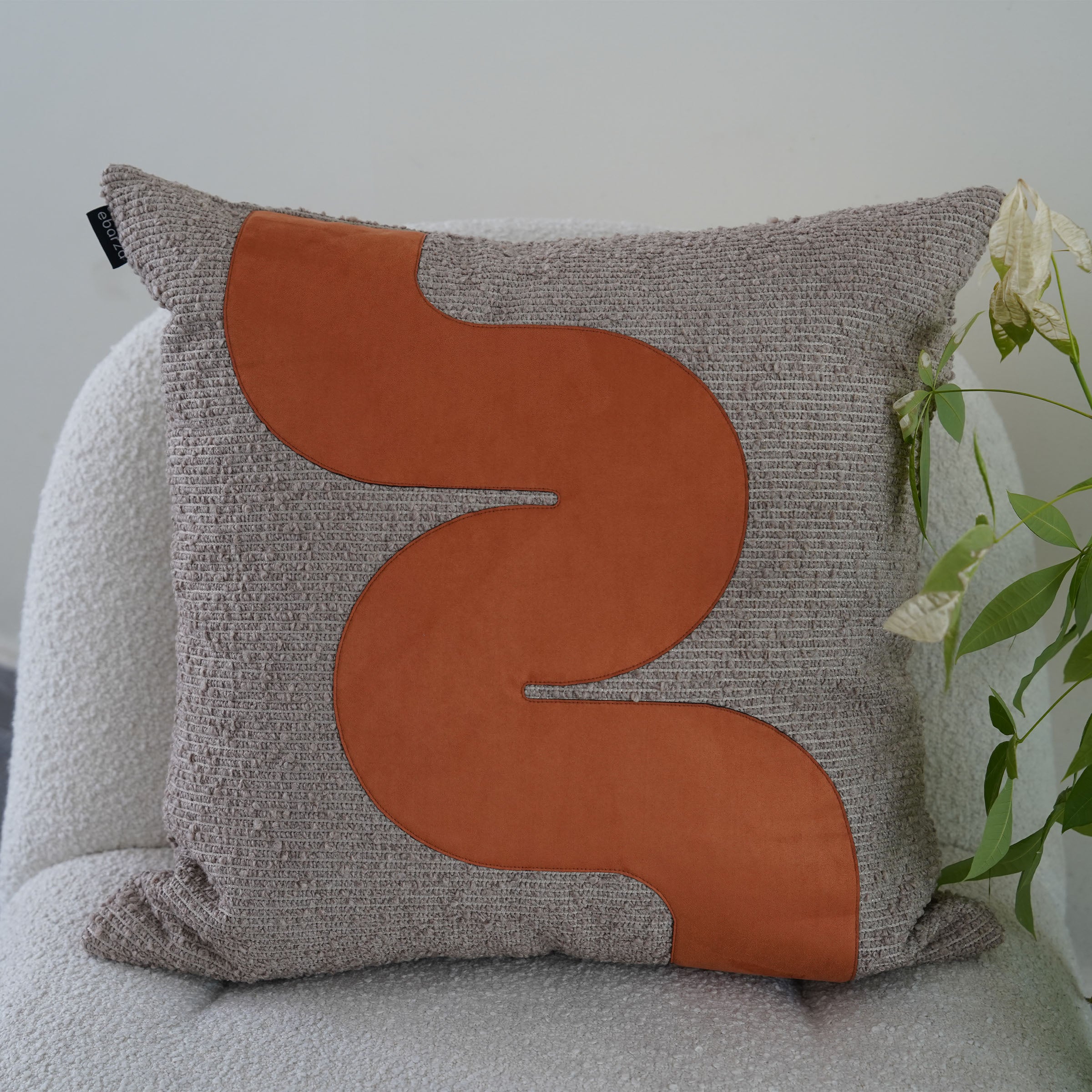 60x60Cm  Ebarza Amman Patchwork Cushion ECC128 -  Cushions - ebarza Furniture UAE | Shop Modern Furniture in Abu Dhabi & Dubai - مفروشات ايبازرا في الامارات | تسوق اثاث عصري وديكورات مميزة في دبي وابوظبي