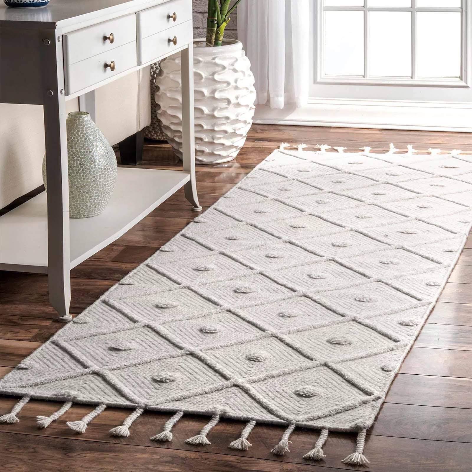 90X300 Cm Amaka Handmade Wool Rug Amaka-Amk-007-Long -  Rugs - ebarza Furniture UAE | Shop Modern Furniture in Abu Dhabi & Dubai - مفروشات ايبازرا في الامارات | تسوق اثاث عصري وديكورات مميزة في دبي وابوظبي