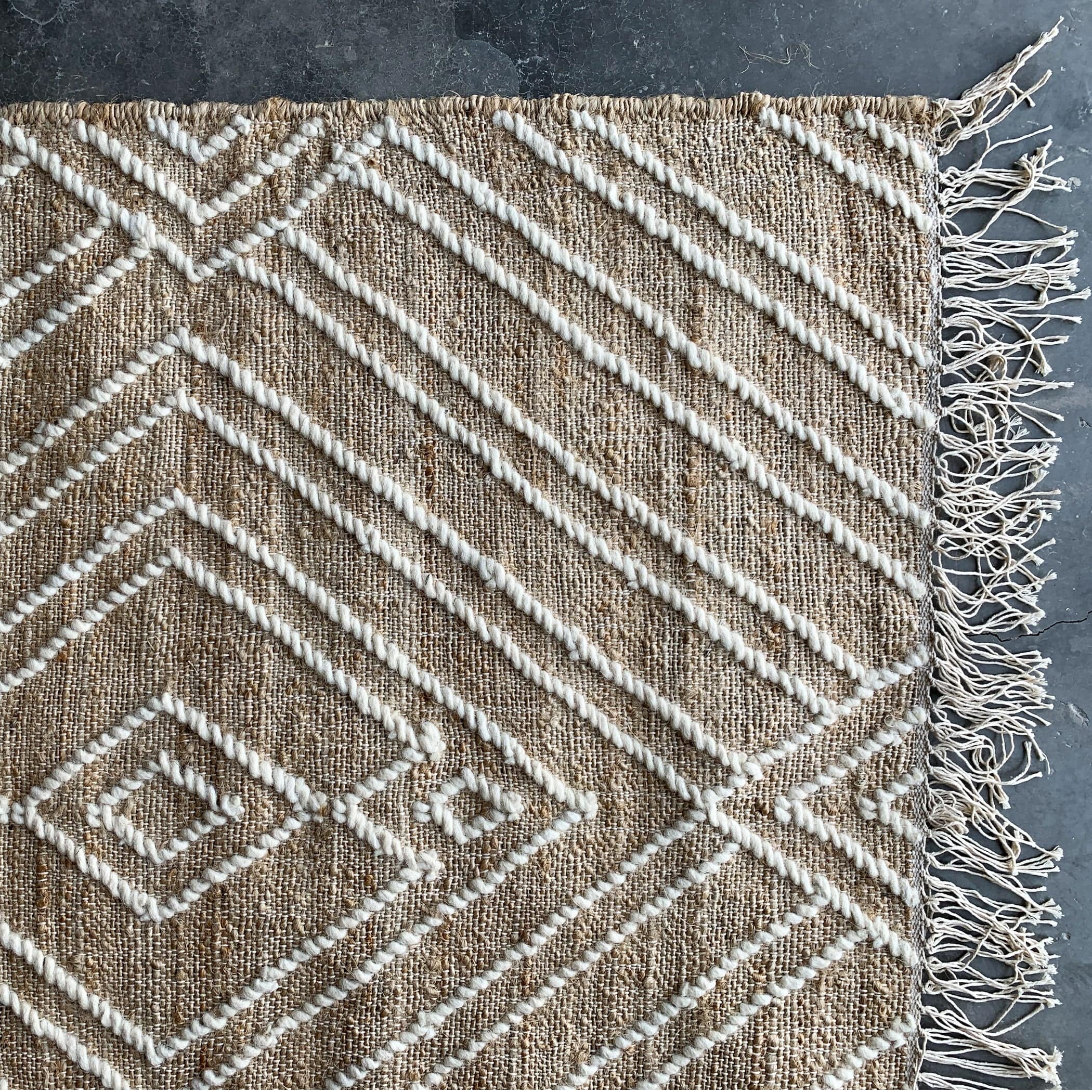 90X300 Cm Handmade Rug Jute Jh-2698-Long -  Rugs - ebarza Furniture UAE | Shop Modern Furniture in Abu Dhabi & Dubai - مفروشات ايبازرا في الامارات | تسوق اثاث عصري وديكورات مميزة في دبي وابوظبي