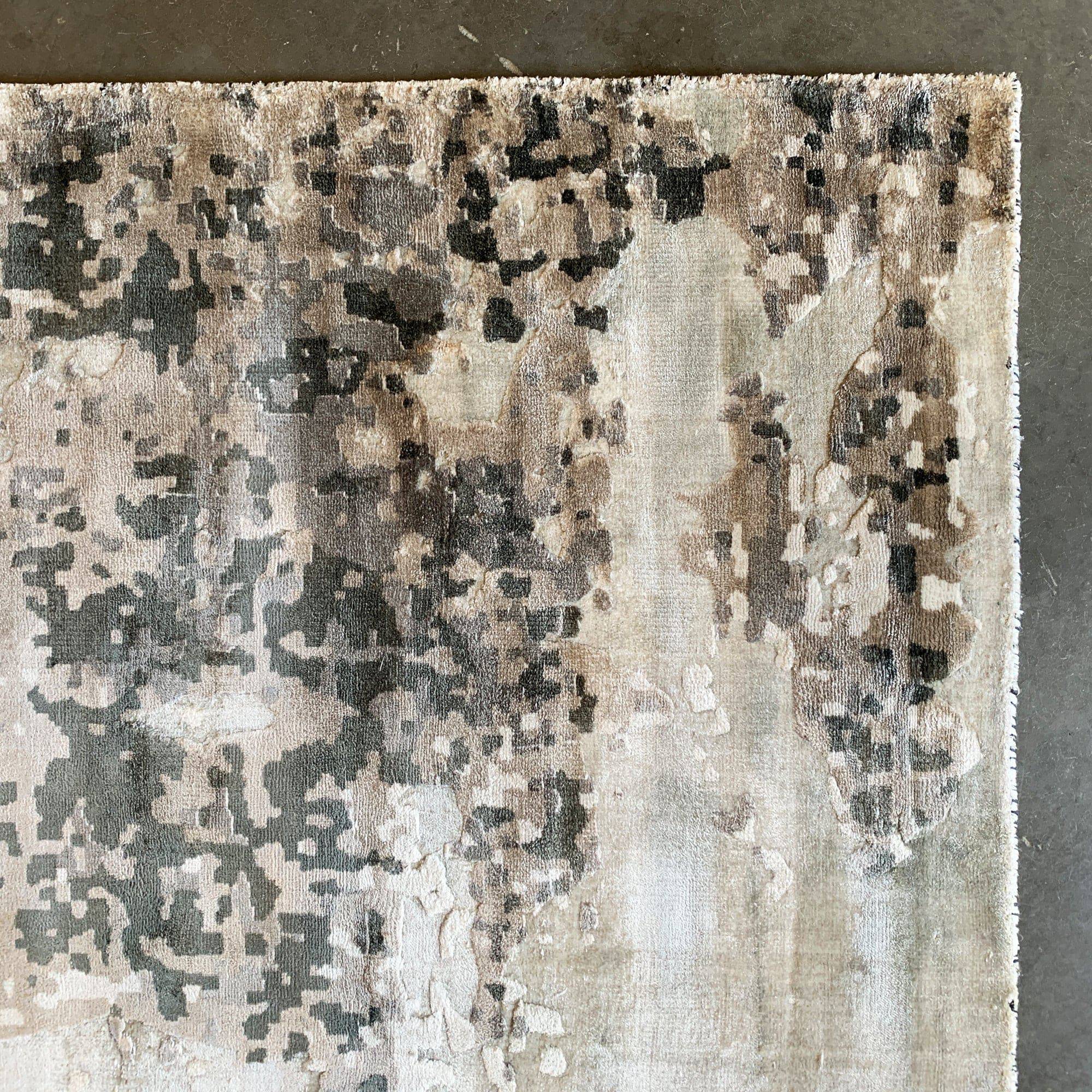 90X300 Cm Handmade Viscos Rug Jh-20733-Long -  Rugs - ebarza Furniture UAE | Shop Modern Furniture in Abu Dhabi & Dubai - مفروشات ايبازرا في الامارات | تسوق اثاث عصري وديكورات مميزة في دبي وابوظبي