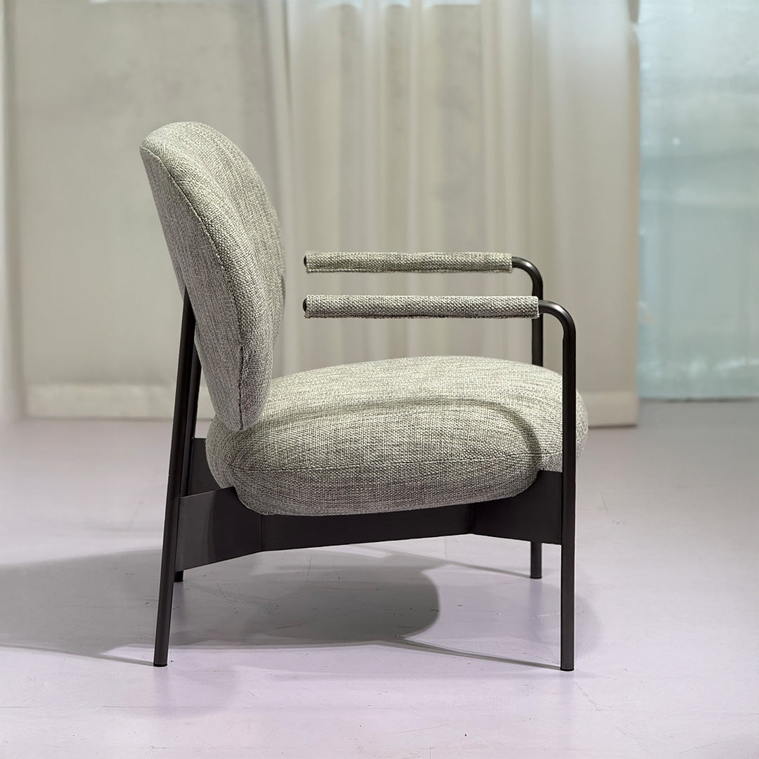 Haven Armchair - PS-A154 -  Armchairs - ebarza Furniture UAE | Shop Modern Furniture in Abu Dhabi & Dubai - مفروشات ايبازرا في الامارات | تسوق اثاث عصري وديكورات مميزة في دبي وابوظبي