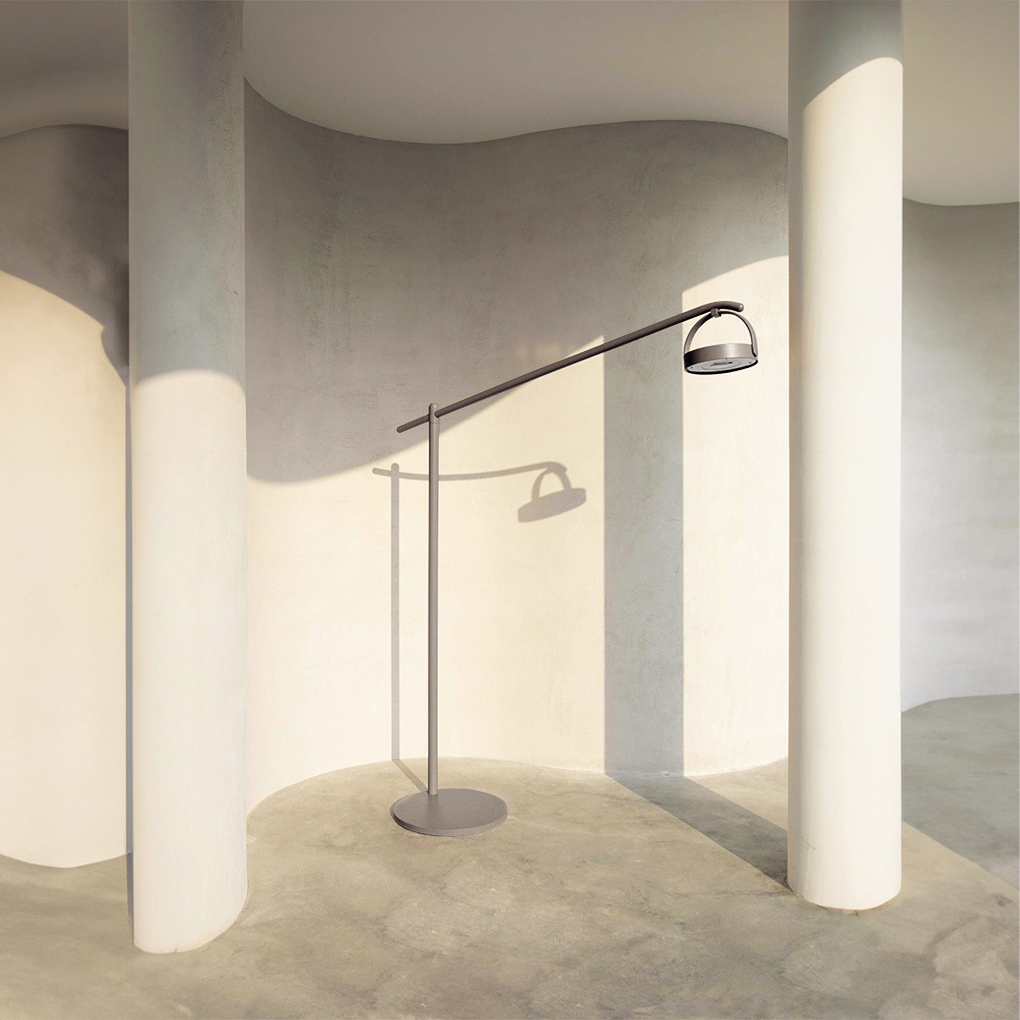 Outdoor/indoor Alu Floor Lamp  KH8510B117ALU TAUPE -  Outdoor lightings | مصباح أرضي ألو خارجي/داخلي - ebarza Furniture UAE | Shop Modern Furniture in Abu Dhabi & Dubai - مفروشات ايبازرا في الامارات | تسوق اثاث عصري وديكورات مميزة في دبي وابوظبي