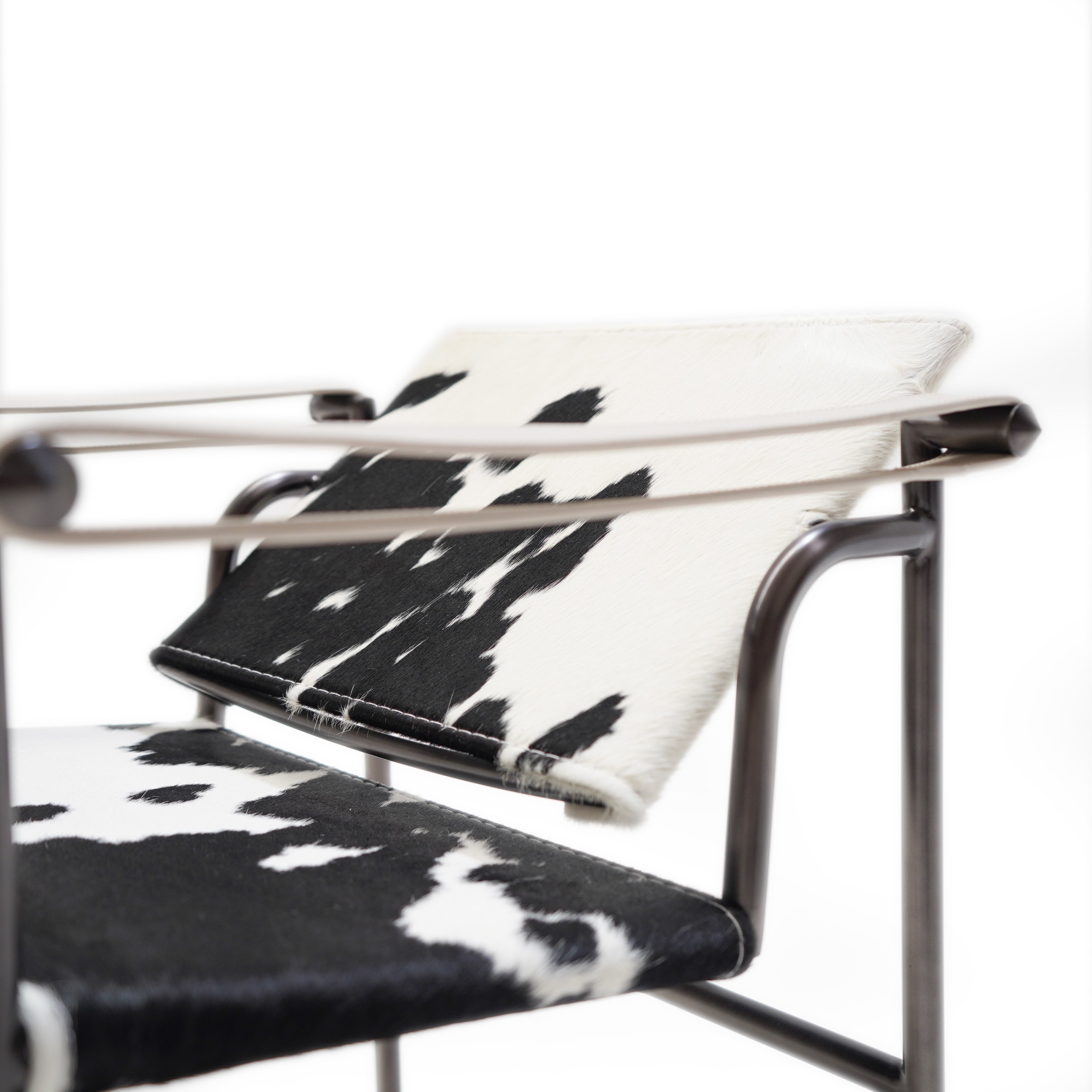 Classic Lounge Chair With Adjustable Back CC213 -  Lounge Chairs - ebarza Furniture UAE | Shop Modern Furniture in Abu Dhabi & Dubai - مفروشات ايبازرا في الامارات | تسوق اثاث عصري وديكورات مميزة في دبي وابوظبي