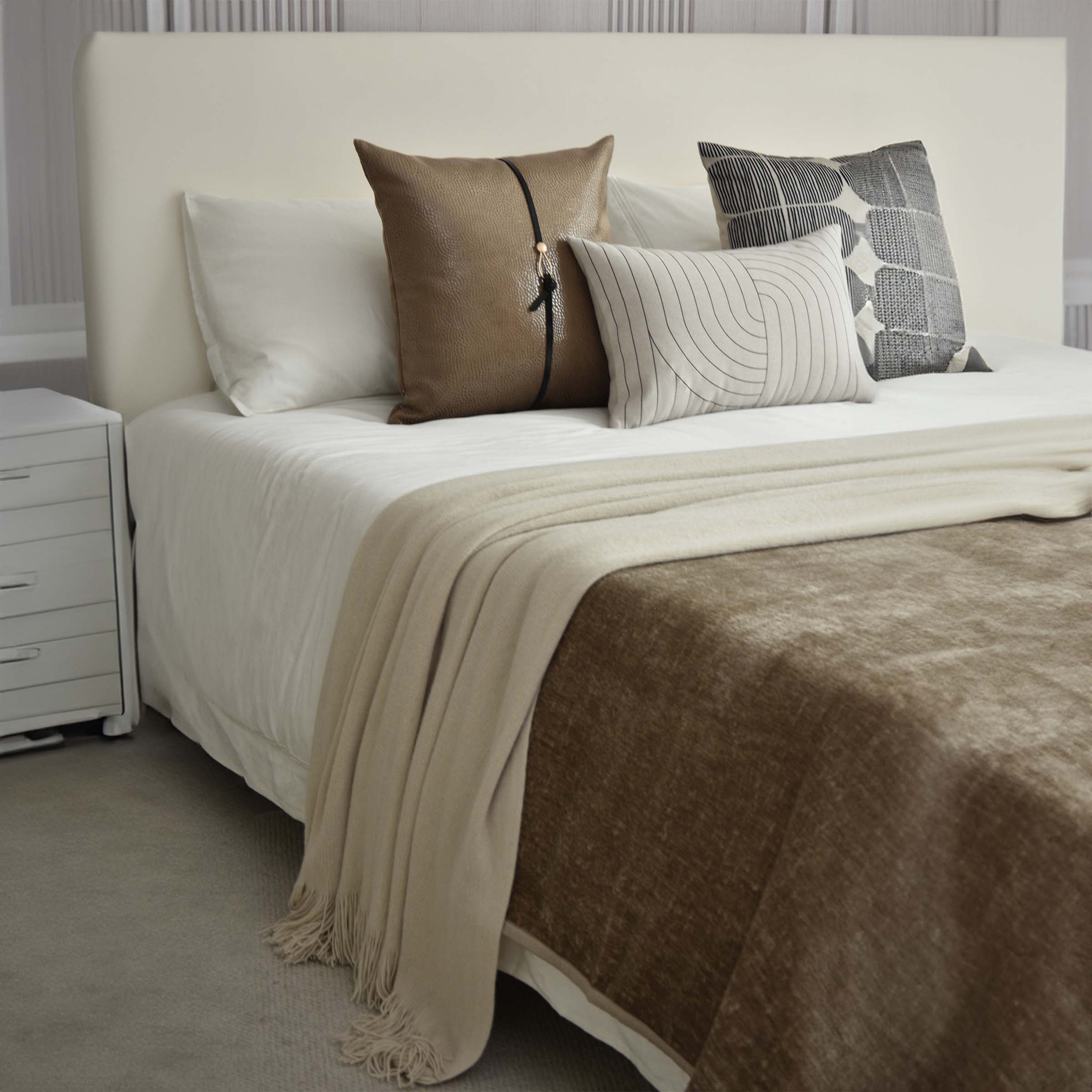 Aurther Full Bedding Set EBB030 -  Bedding - ebarza Furniture UAE | Shop Modern Furniture in Abu Dhabi & Dubai - مفروشات ايبازرا في الامارات | تسوق اثاث عصري وديكورات مميزة في دبي وابوظبي