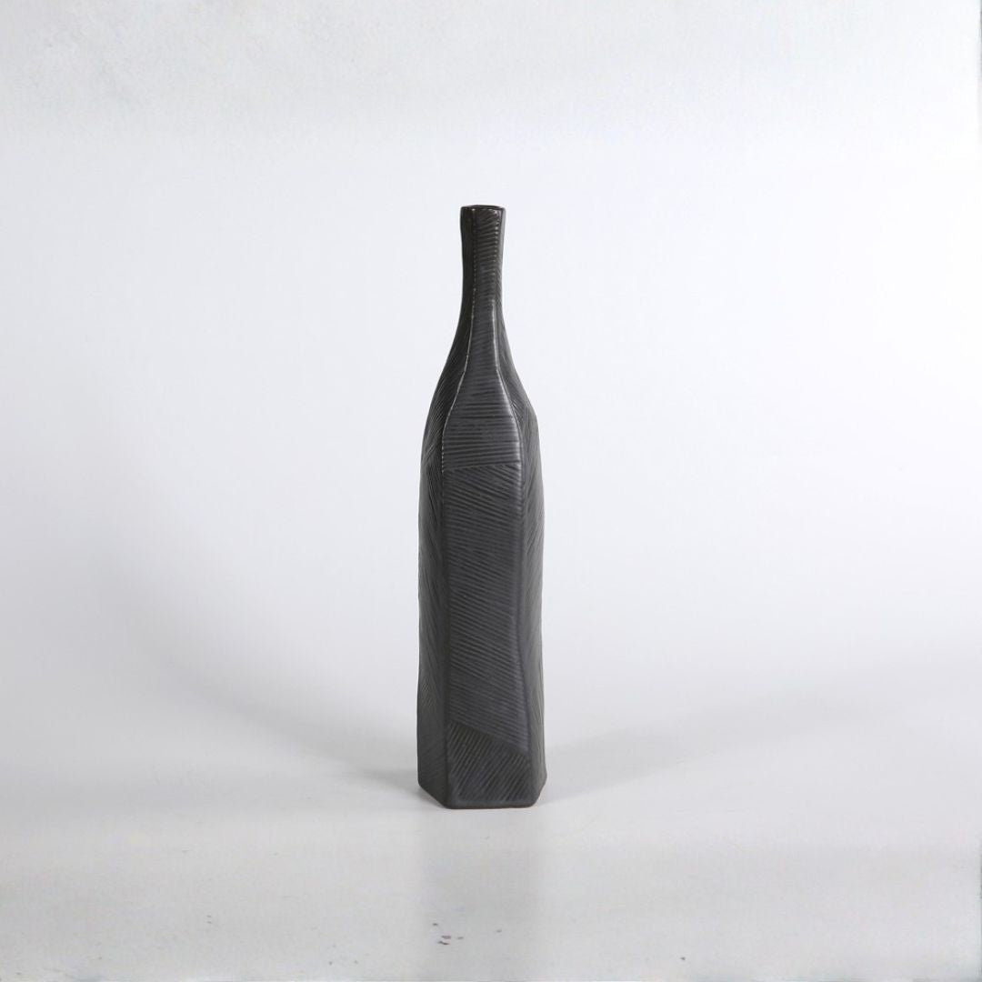 Pre-order 65 Days Delivery Black volcanic Large chizzled bottle vase CB4370-55-R633 -  Vases - ebarza Furniture UAE | Shop Modern Furniture in Abu Dhabi & Dubai - مفروشات ايبازرا في الامارات | تسوق اثاث عصري وديكورات مميزة في دبي وابوظبي