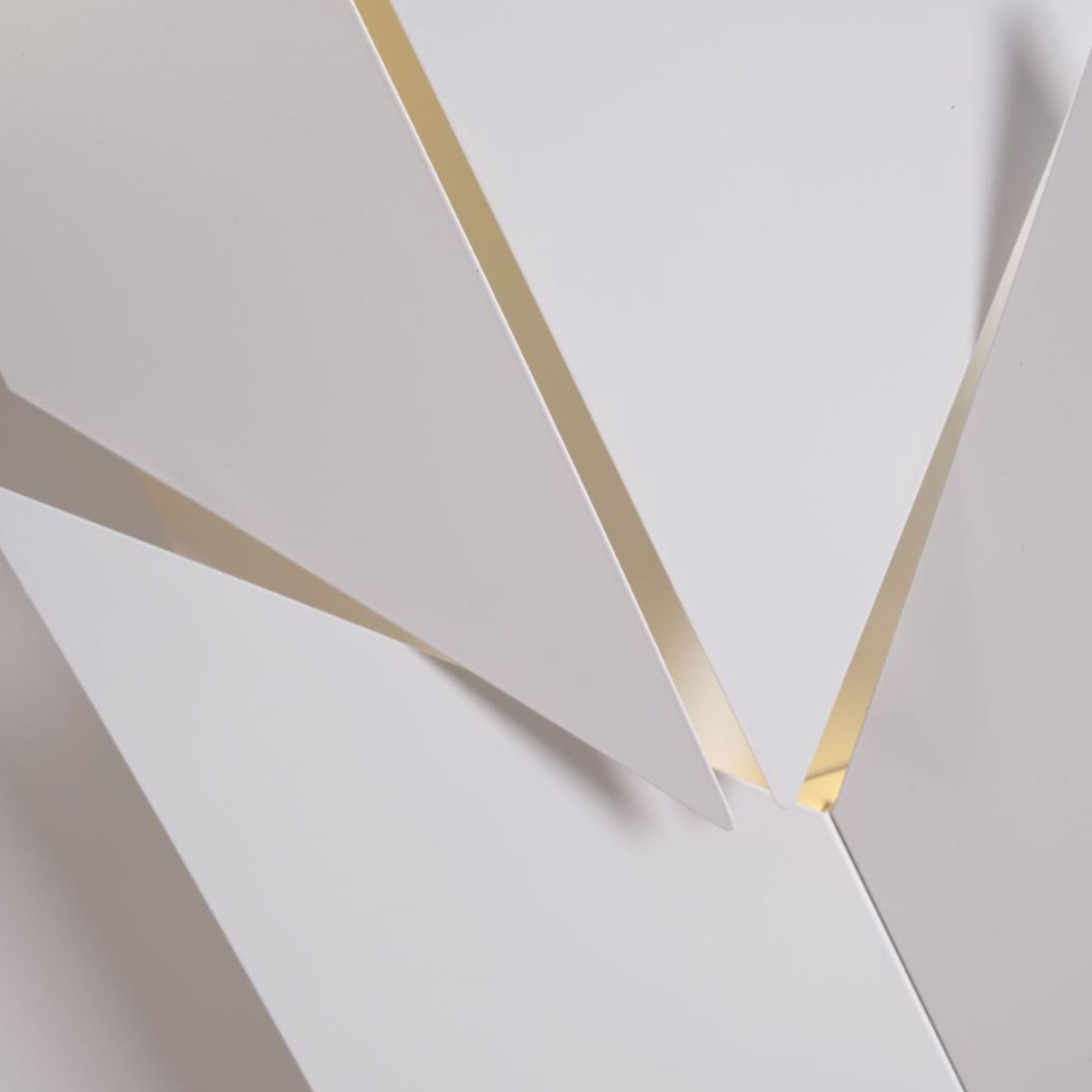 Pre-order 35 Days Delivery Origami Wall Lamp CY-BD-1059 -  Wall Lamps - ebarza Furniture UAE | Shop Modern Furniture in Abu Dhabi & Dubai - مفروشات ايبازرا في الامارات | تسوق اثاث عصري وديكورات مميزة في دبي وابوظبي