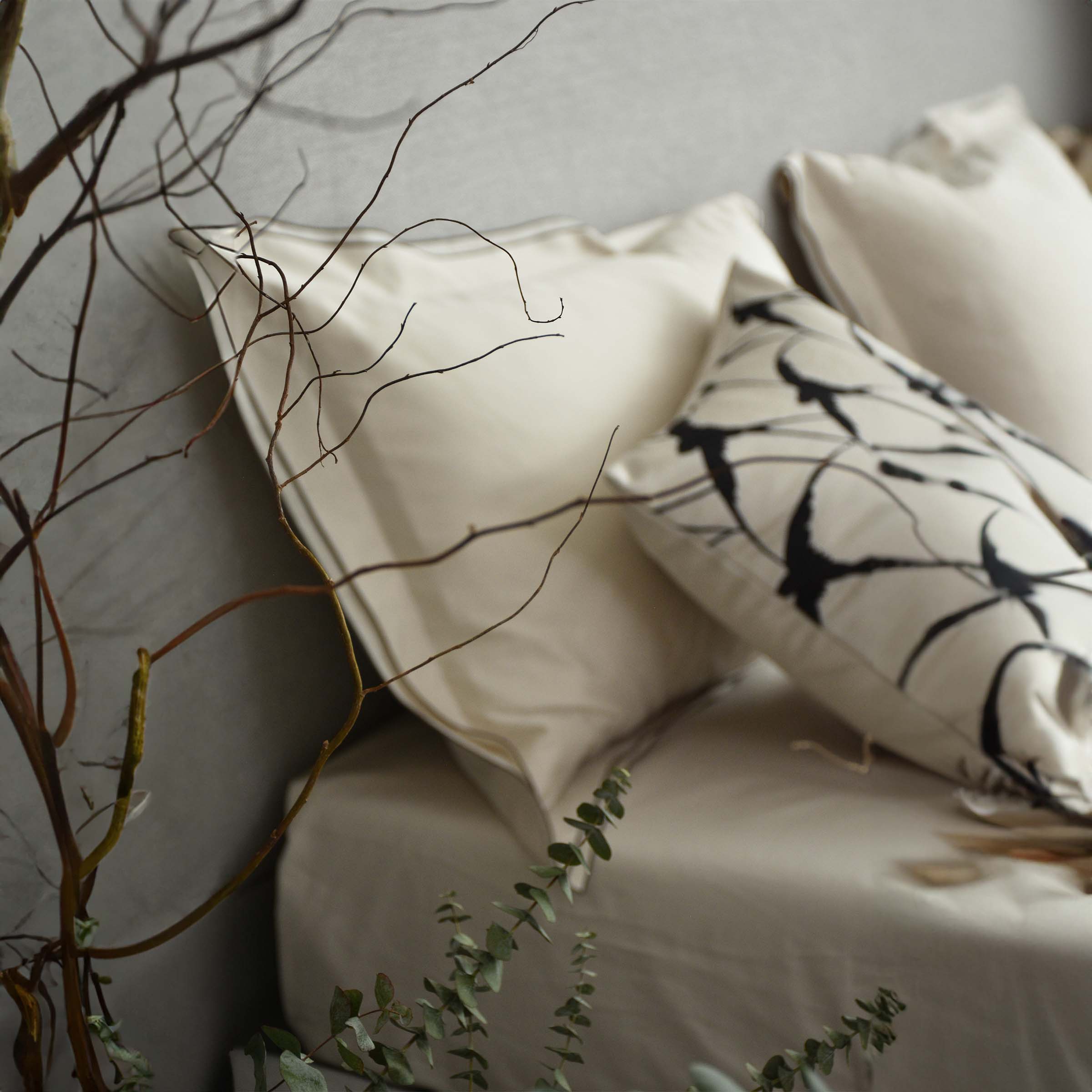 Cecil Full Bedding Set EBB033 -  Bedding - ebarza Furniture UAE | Shop Modern Furniture in Abu Dhabi & Dubai - مفروشات ايبازرا في الامارات | تسوق اثاث عصري وديكورات مميزة في دبي وابوظبي