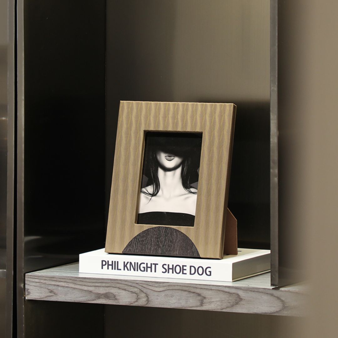 Corrugated Photo Frame -Green - FB-PG24009B -  Photo Frames - ebarza Furniture UAE | Shop Modern Furniture in Abu Dhabi & Dubai - مفروشات ايبازرا في الامارات | تسوق اثاث عصري وديكورات مميزة في دبي وابوظبي