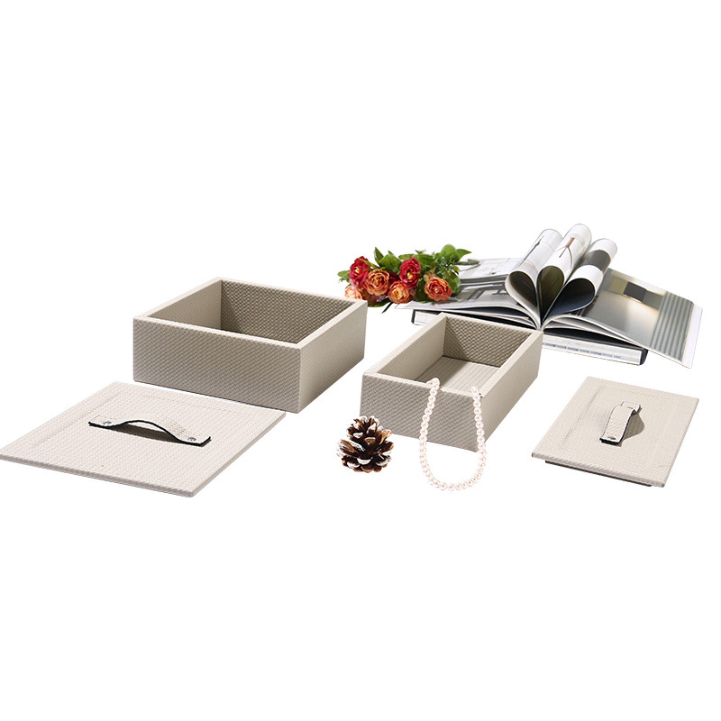 SQUARE DECORATIVE BOX DD210919A -  Decorative Boxes - ebarza Furniture UAE | Shop Modern Furniture in Abu Dhabi & Dubai - مفروشات ايبازرا في الامارات | تسوق اثاث عصري وديكورات مميزة في دبي وابوظبي
