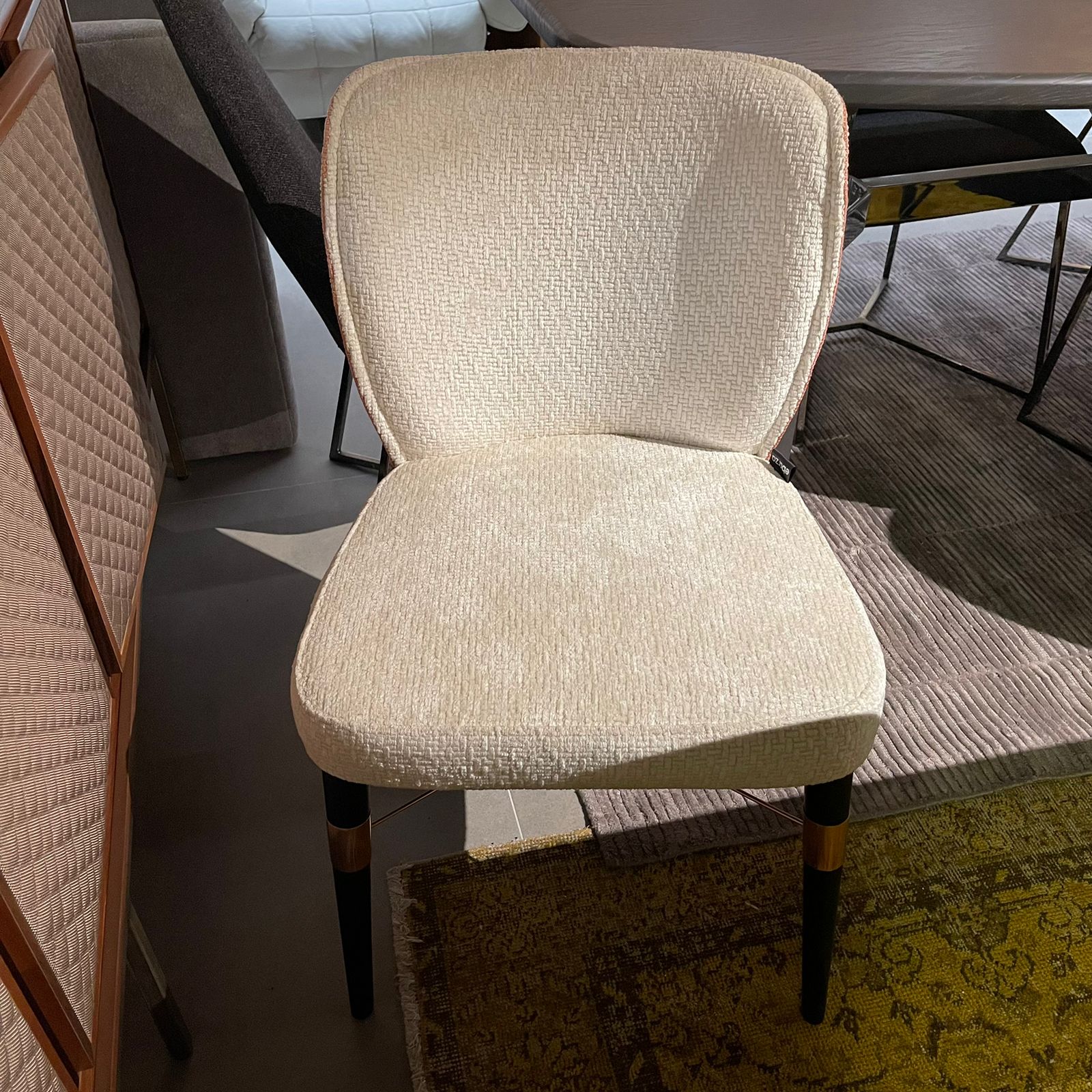 Display Item - Dali Chair Beige  Dali-W - YAS