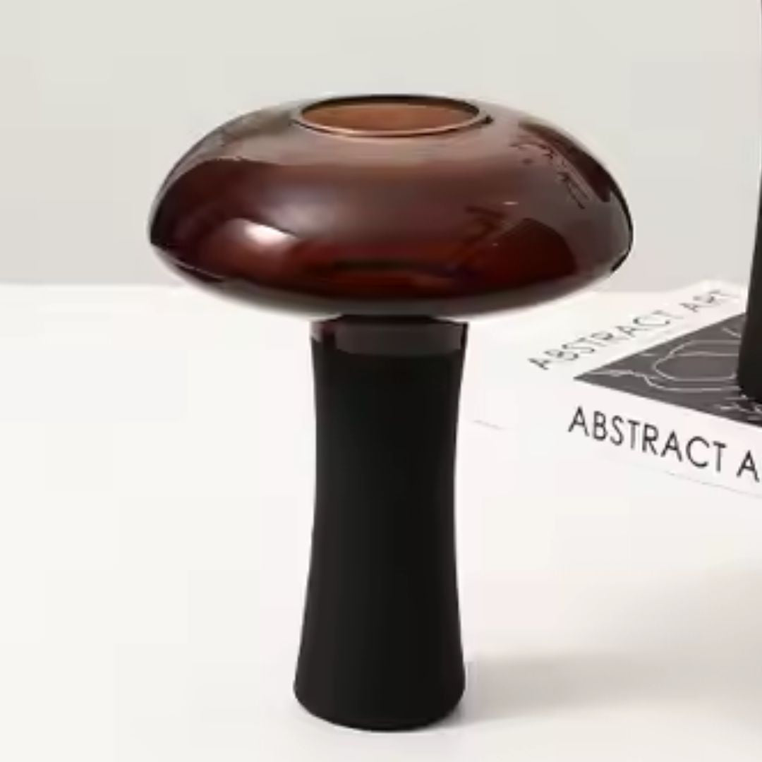 Deep Amber & Black Glass Bud Vase With Stem - Medium FB-ZS2214B -  Vases - ebarza Furniture UAE | Shop Modern Furniture in Abu Dhabi & Dubai - مفروشات ايبازرا في الامارات | تسوق اثاث عصري وديكورات مميزة في دبي وابوظبي