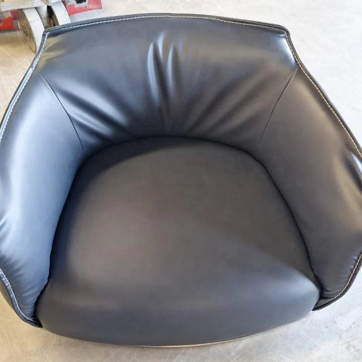 AS IS - Drancy Armchair Chair Sf017-B -  DISPLAY ITEM - ebarza Furniture UAE | Shop Modern Furniture in Abu Dhabi & Dubai - مفروشات ايبازرا في الامارات | تسوق اثاث عصري وديكورات مميزة في دبي وابوظبي