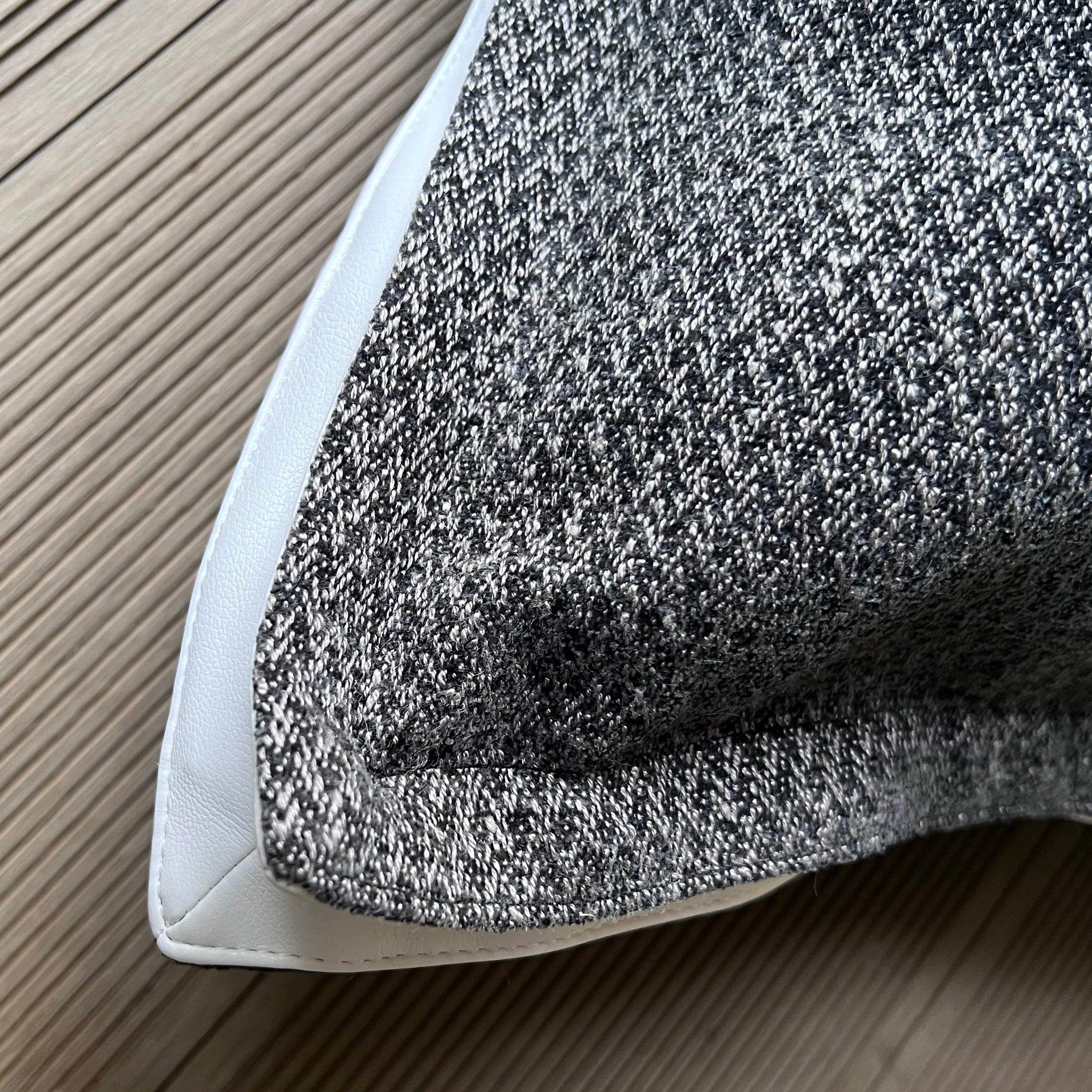 60*60 SKJG Badri Double Edge Cushion - ECC113 -  Cushions - ebarza Furniture UAE | Shop Modern Furniture in Abu Dhabi & Dubai - مفروشات ايبازرا في الامارات | تسوق اثاث عصري وديكورات مميزة في دبي وابوظبي