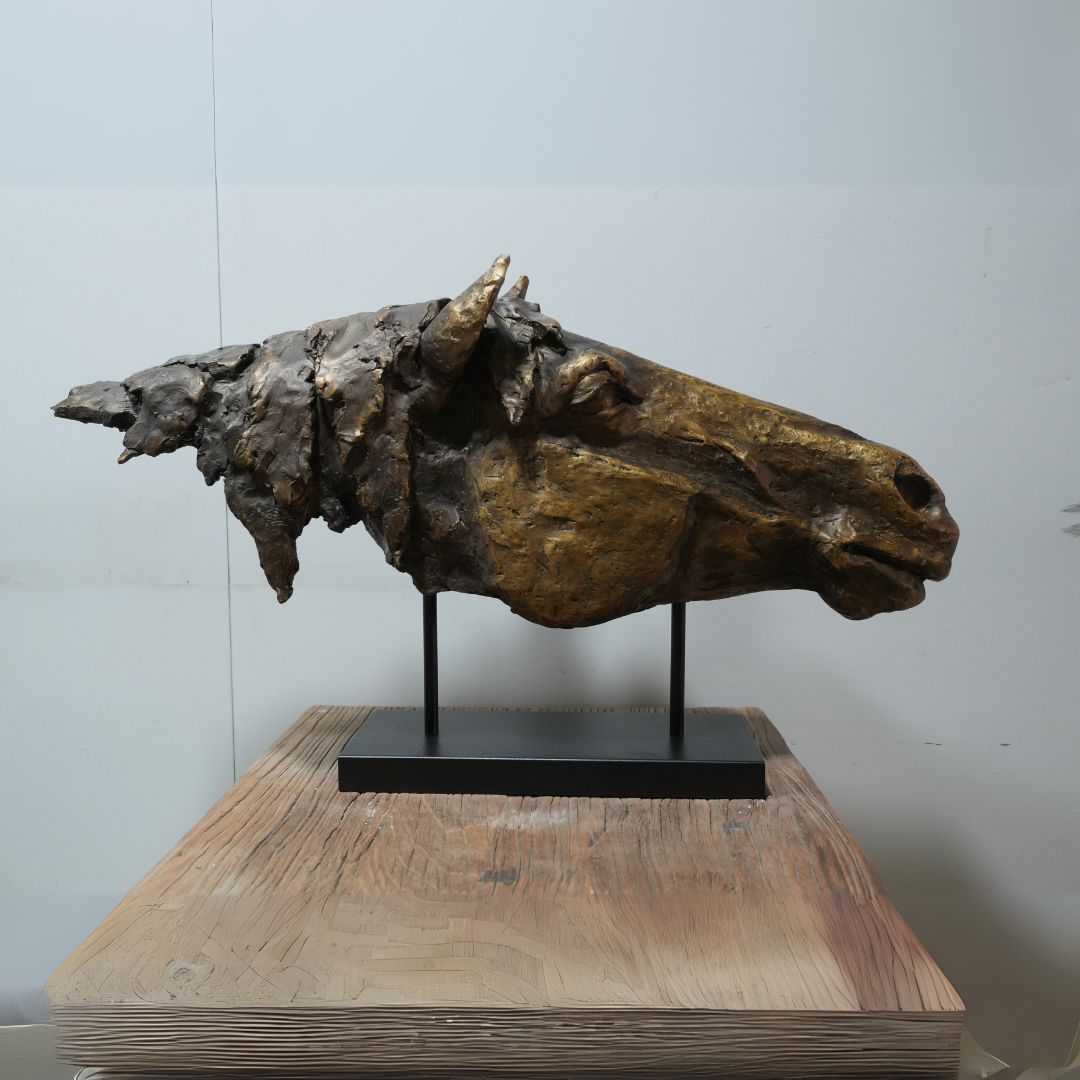 Pre-order 65 Days Delivery  Horse Head Ornament TD-00197 -  Home Decor Figurines - ebarza Furniture UAE | Shop Modern Furniture in Abu Dhabi & Dubai - مفروشات ايبازرا في الامارات | تسوق اثاث عصري وديكورات مميزة في دبي وابوظبي