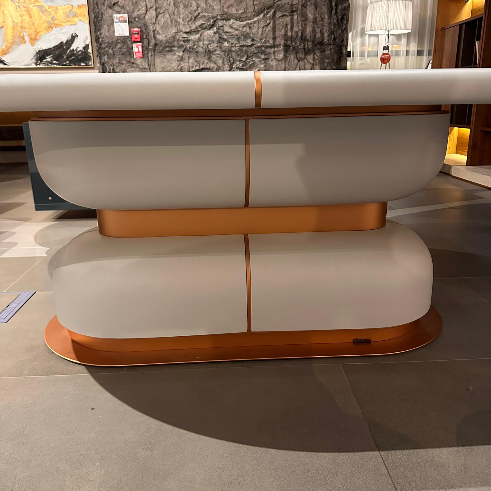 Display Item - Tulip Dining Table 260*120 CM MASTLP001-YAS -  DISPLAY ITEM - ebarza Furniture UAE | Shop Modern Furniture in Abu Dhabi & Dubai - مفروشات ايبازرا في الامارات | تسوق اثاث عصري وديكورات مميزة في دبي وابوظبي