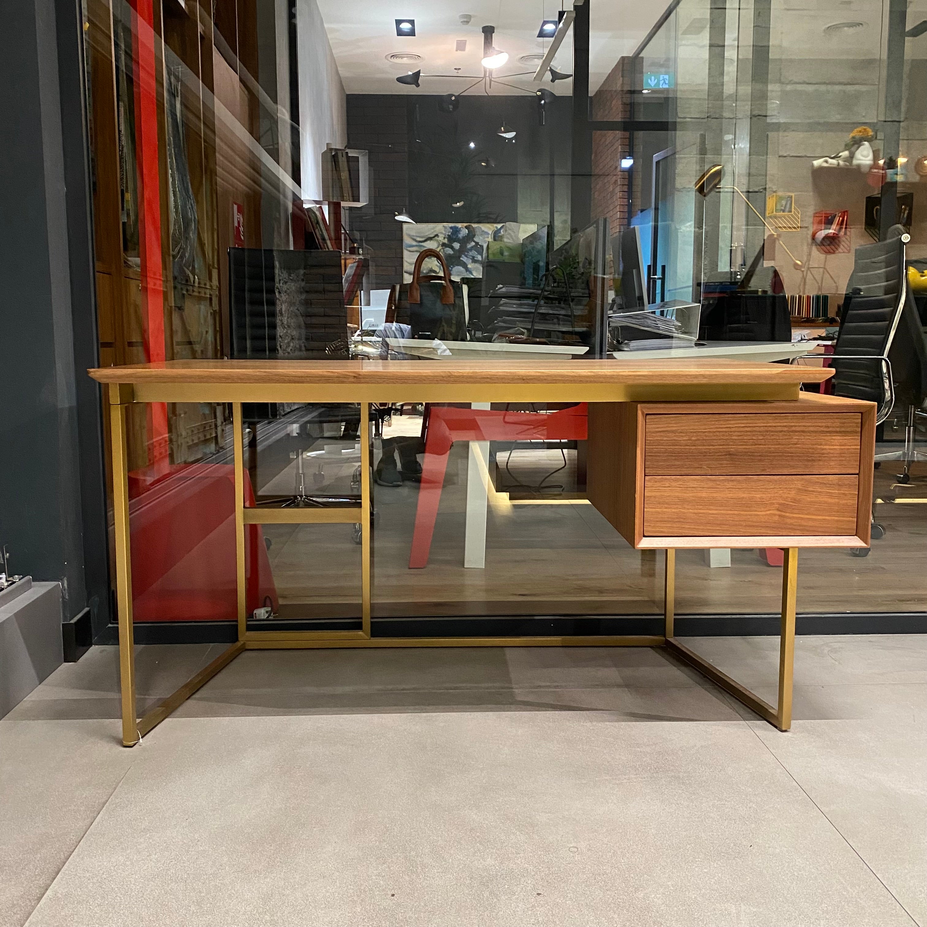 Display Item - Nord Desk 146 Cm Wjz20705Nakheel -  DISPLAY ITEM - ebarza Furniture UAE | Shop Modern Furniture in Abu Dhabi & Dubai - مفروشات ايبازرا في الامارات | تسوق اثاث عصري وديكورات مميزة في دبي وابوظبي