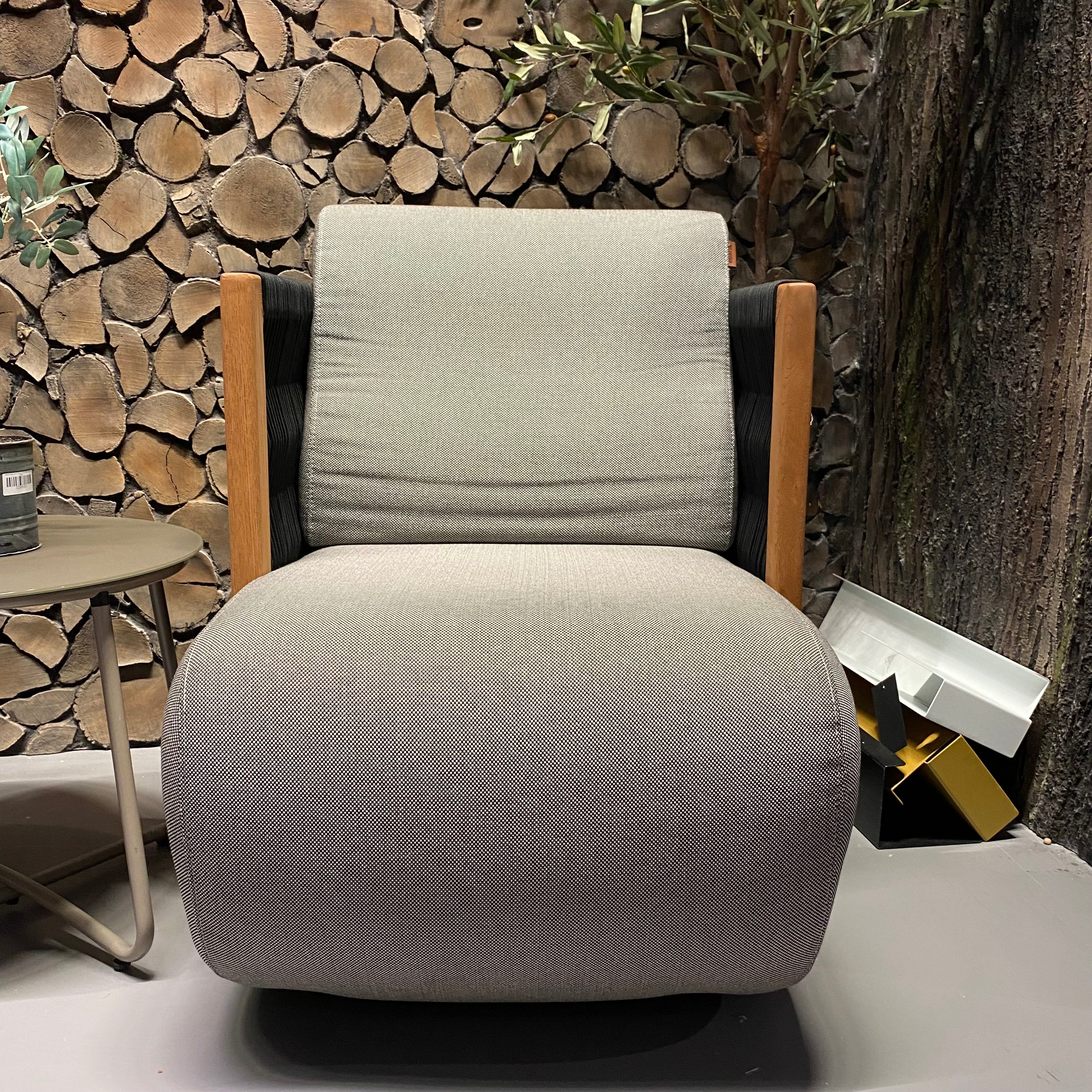 Display Item Gana Outdoor/ Indoor Armchair Gana-Sanc010Nakheel -  Outdoor Chairs - ebarza Furniture UAE | Shop Modern Furniture in Abu Dhabi & Dubai - مفروشات ايبازرا في الامارات | تسوق اثاث عصري وديكورات مميزة في دبي وابوظبي