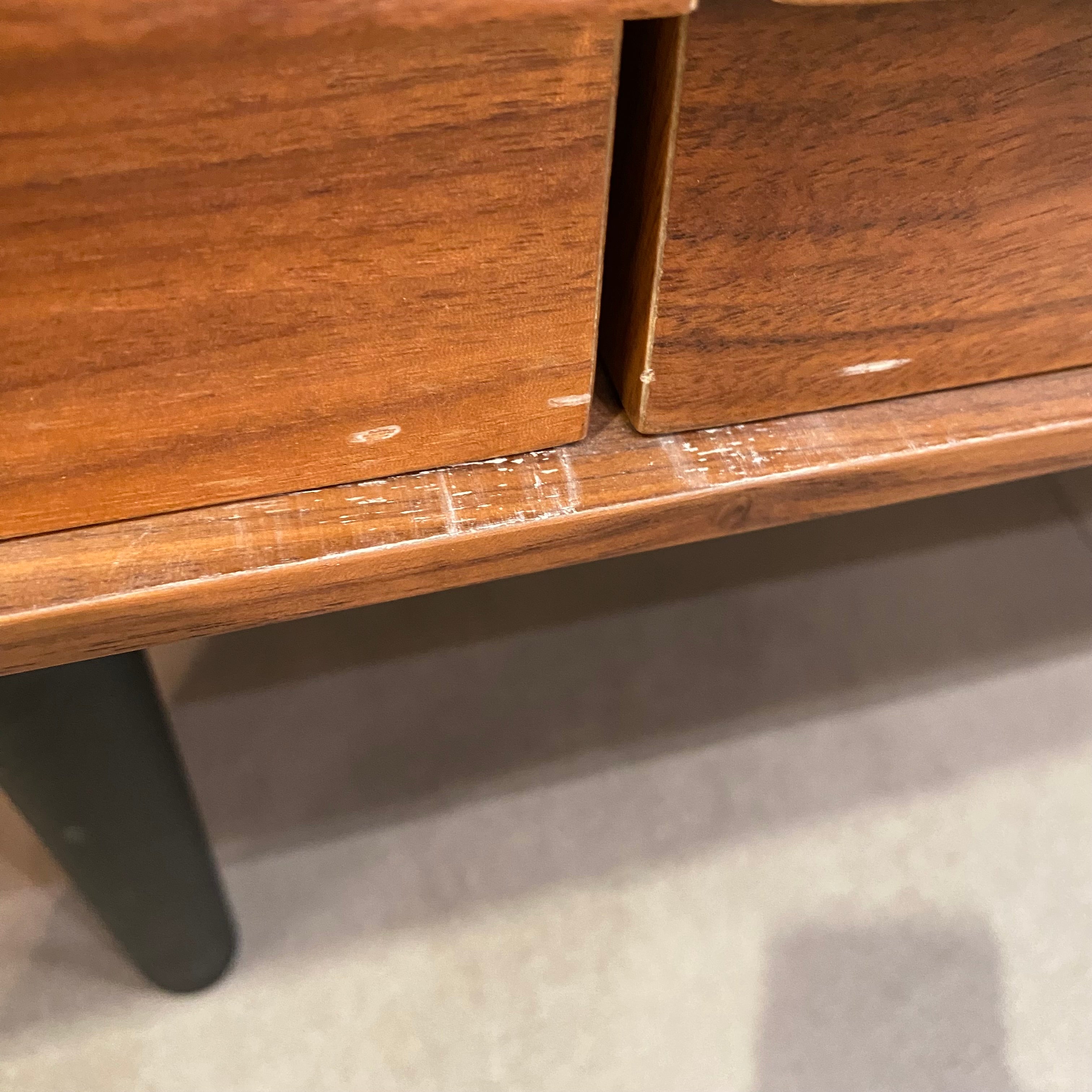 Display Item - Solo Sideboard  Solo004Nakheel -  DISPLAY ITEM - ebarza Furniture UAE | Shop Modern Furniture in Abu Dhabi & Dubai - مفروشات ايبازرا في الامارات | تسوق اثاث عصري وديكورات مميزة في دبي وابوظبي