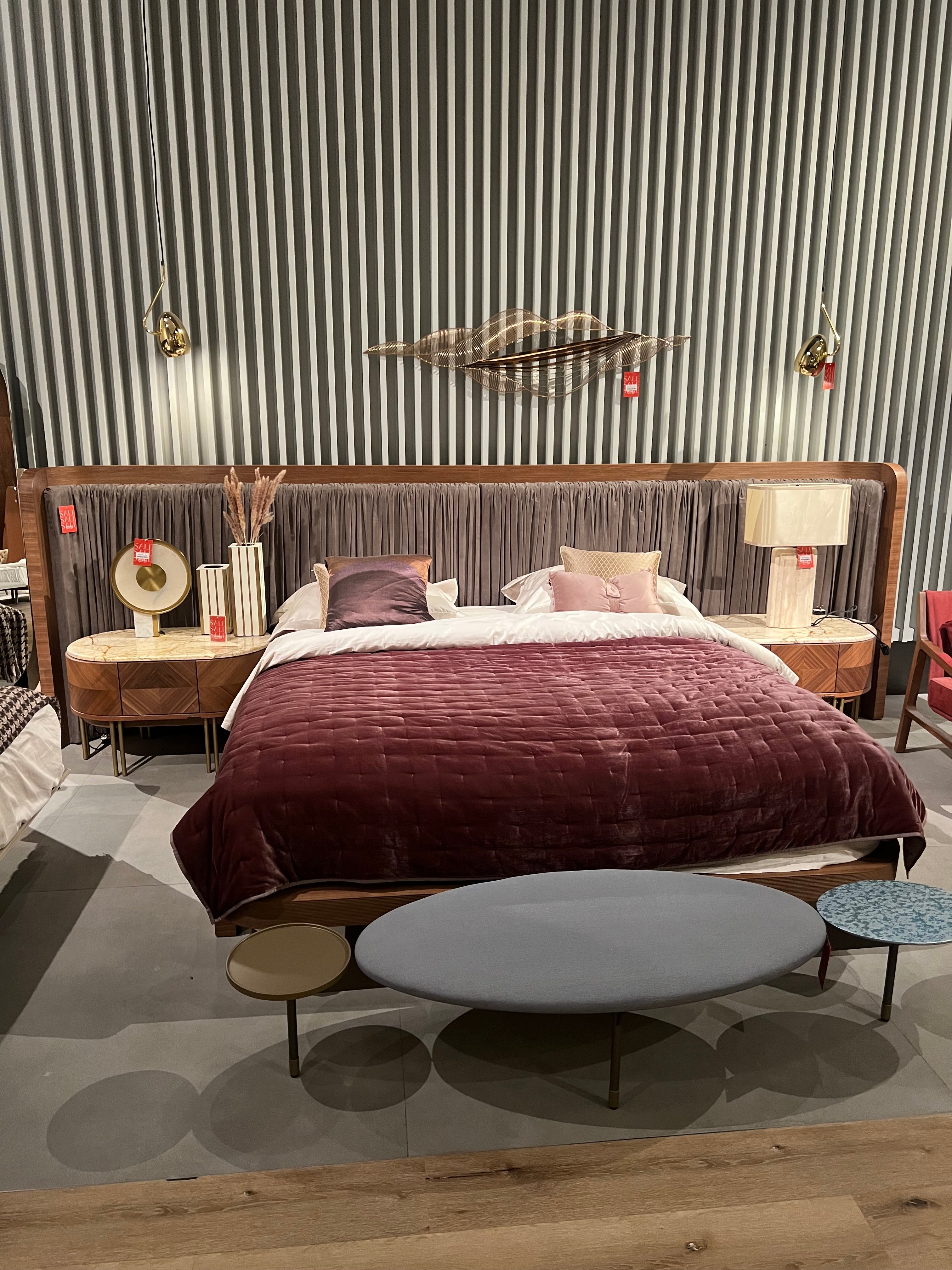 Display Item - Eva King Size Bedstead Eva-Bed Nakheel -  DISPLAY ITEM - ebarza Furniture UAE | Shop Modern Furniture in Abu Dhabi & Dubai - مفروشات ايبازرا في الامارات | تسوق اثاث عصري وديكورات مميزة في دبي وابوظبي