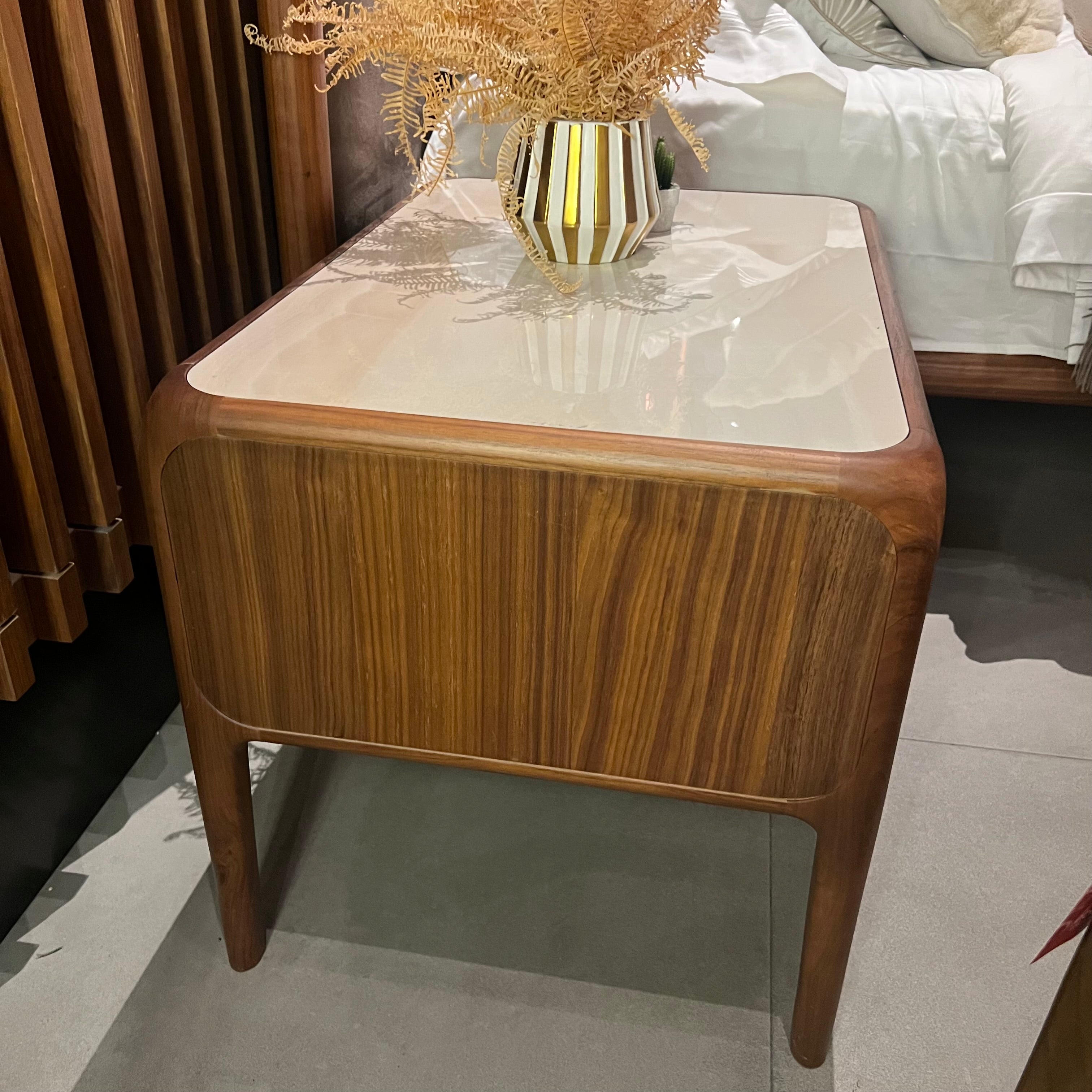 Display Item - 2X Icon Bedside Table Icon001-Sidetable Nakheel -  DISPLAY ITEM - ebarza Furniture UAE | Shop Modern Furniture in Abu Dhabi & Dubai - مفروشات ايبازرا في الامارات | تسوق اثاث عصري وديكورات مميزة في دبي وابوظبي