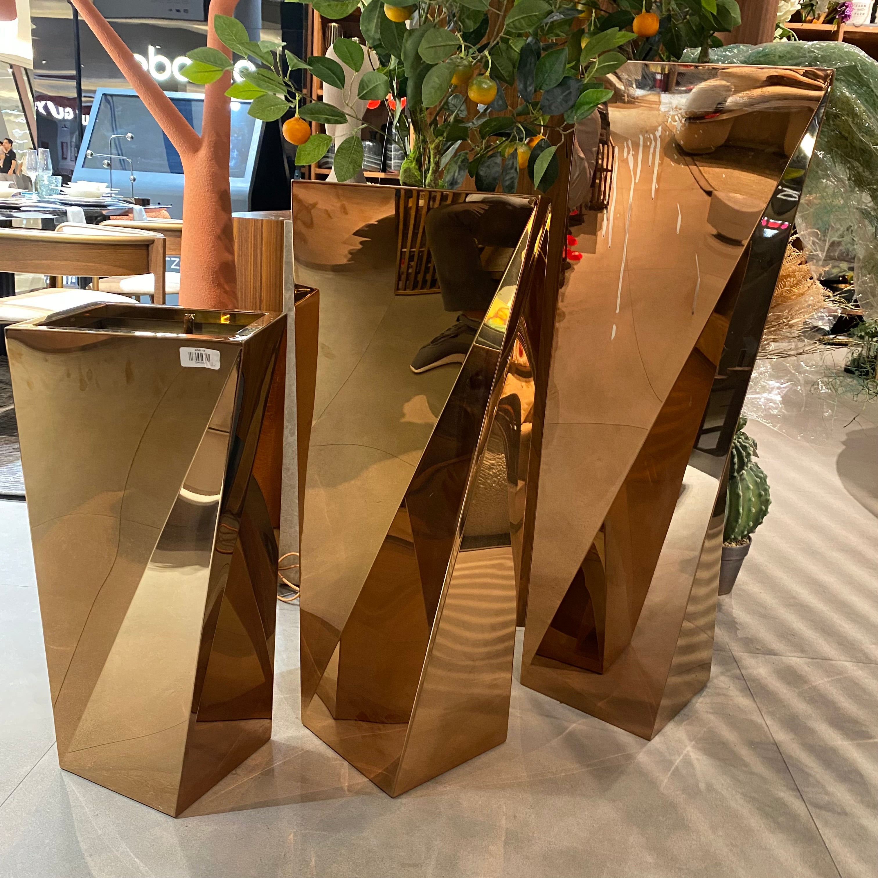 Display Item - Set Of 3 Large Stainless Steel Planter Box Jks090-91-92 Tg-P02-Rg-Nakheel -  DISPLAY ITEM - ebarza Furniture UAE | Shop Modern Furniture in Abu Dhabi & Dubai - مفروشات ايبازرا في الامارات | تسوق اثاث عصري وديكورات مميزة في دبي وابوظبي