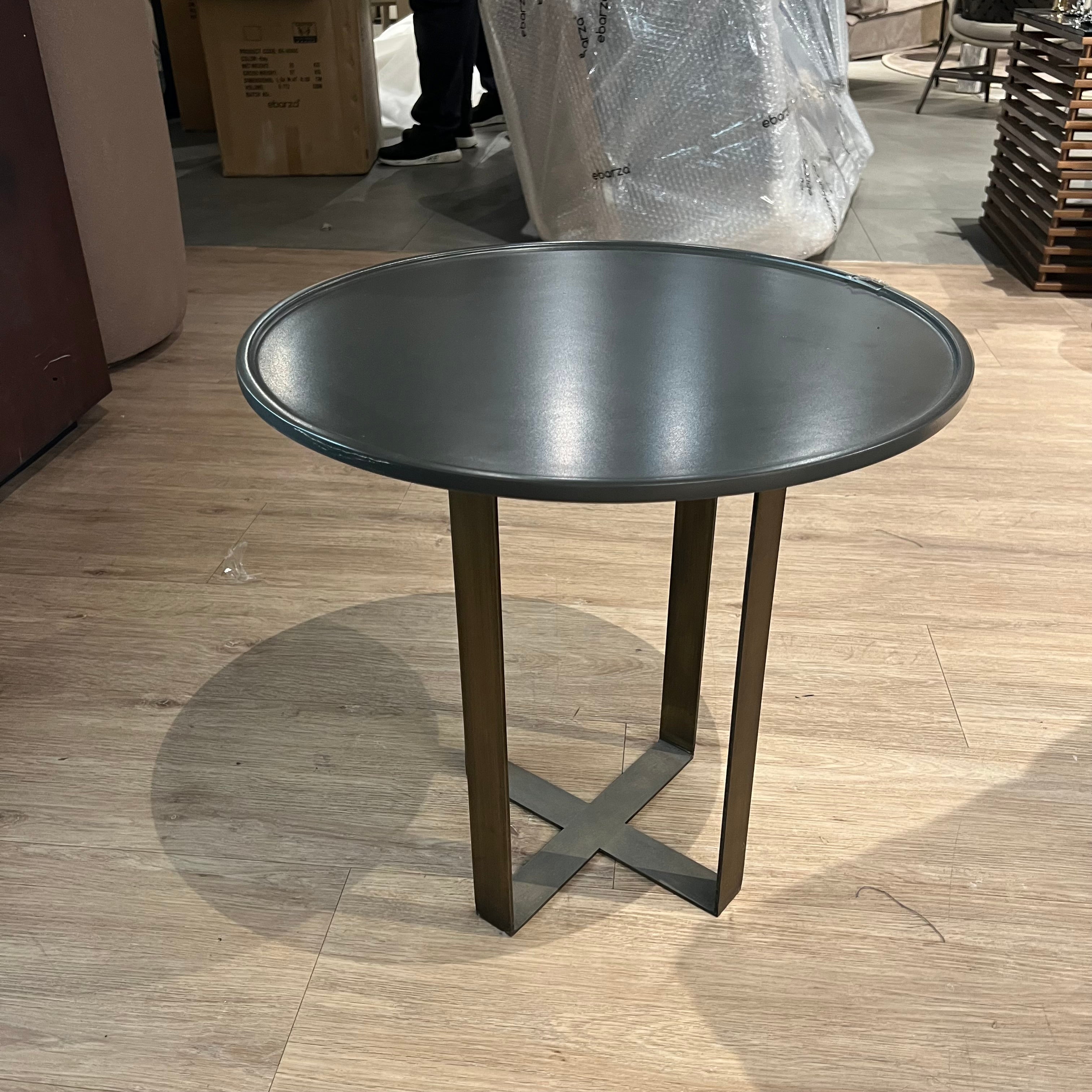 Display Item - Pietra Kristal Round Side Table Krstl-St Nakheel -  DISPLAY ITEM - ebarza Furniture UAE | Shop Modern Furniture in Abu Dhabi & Dubai - مفروشات ايبازرا في الامارات | تسوق اثاث عصري وديكورات مميزة في دبي وابوظبي