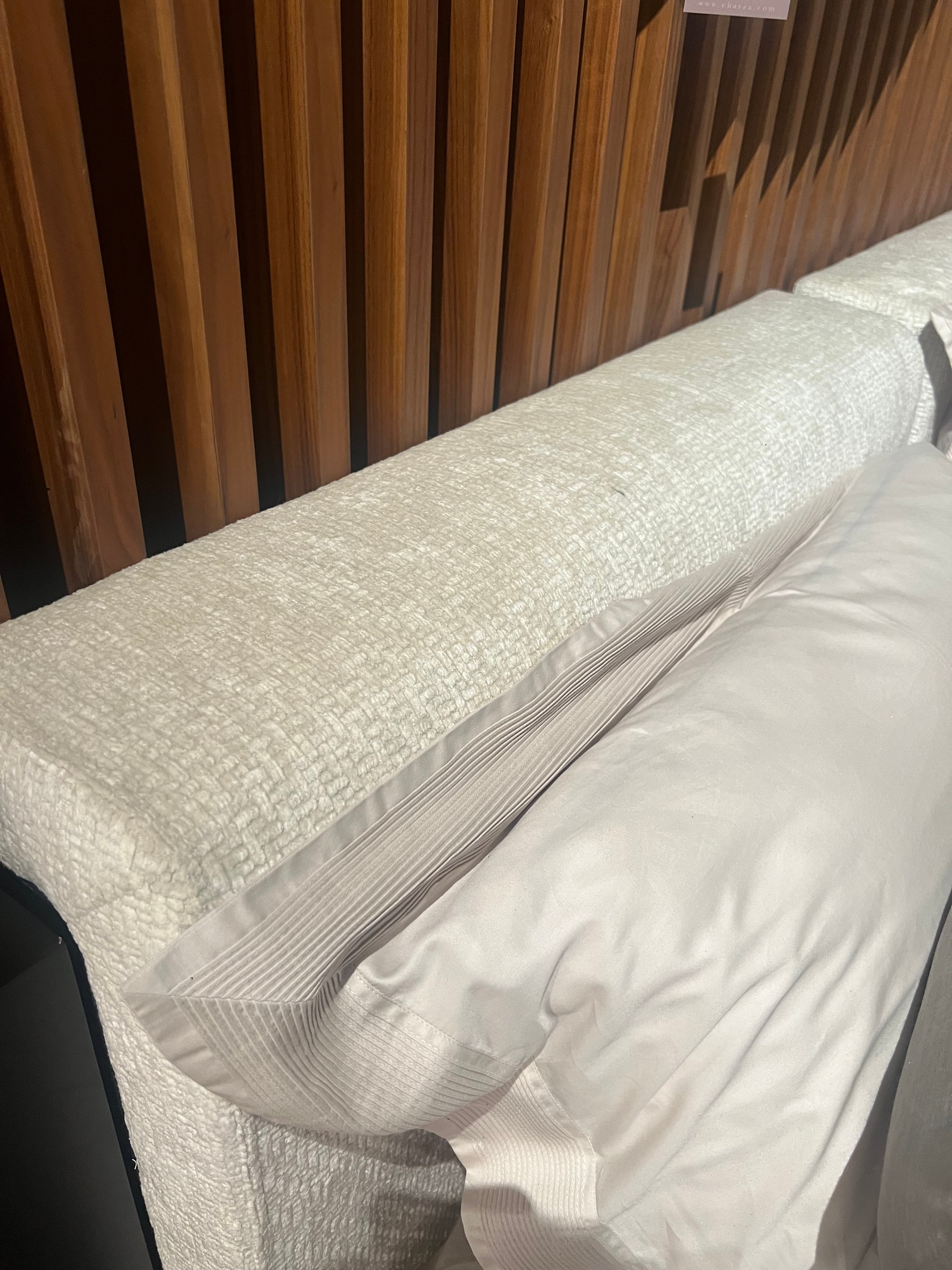Display Item - Dali King Size Bedstead  Dali-Bed Nakheel -  DISPLAY ITEM - ebarza Furniture UAE | Shop Modern Furniture in Abu Dhabi & Dubai - مفروشات ايبازرا في الامارات | تسوق اثاث عصري وديكورات مميزة في دبي وابوظبي
