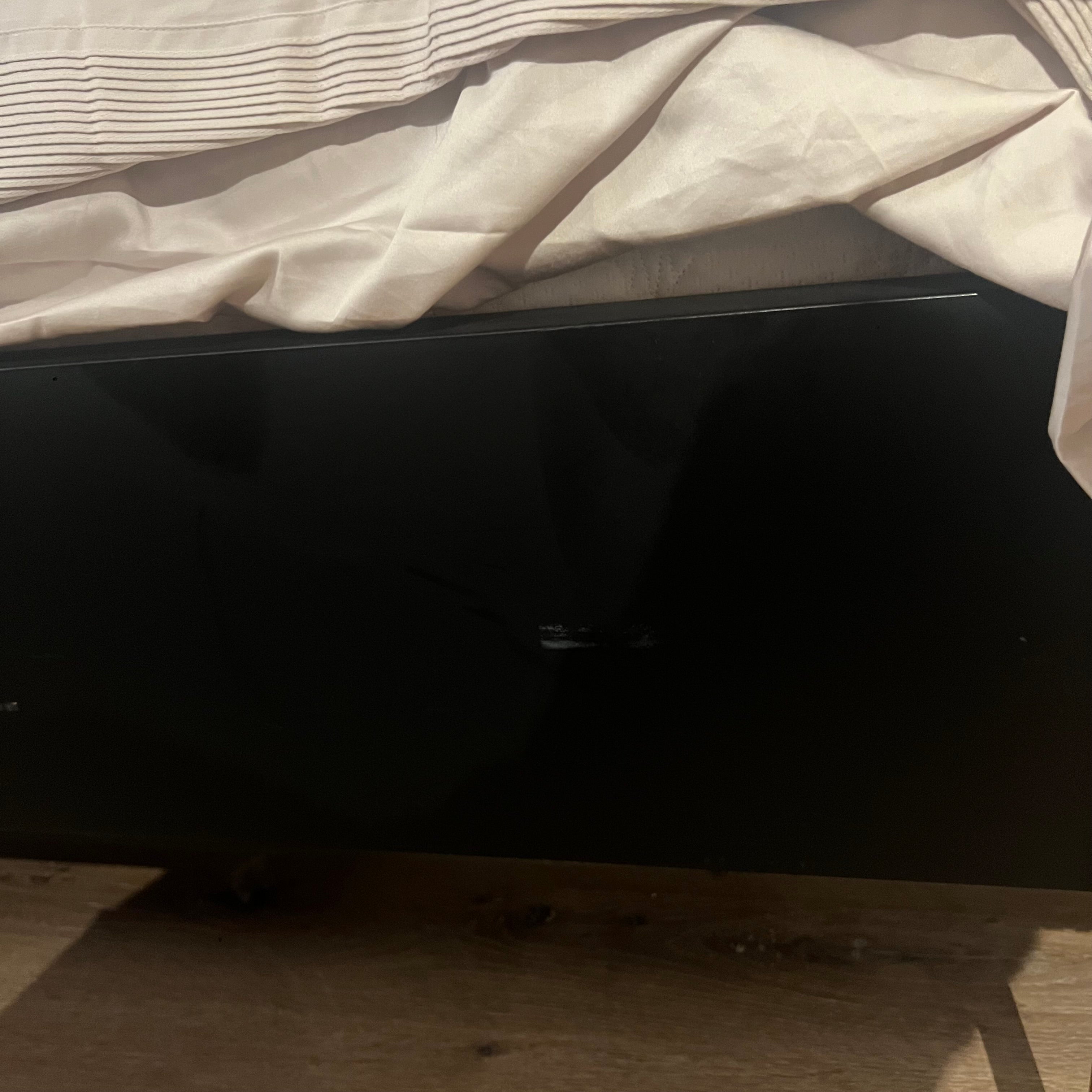 Display Item - Dali King Size Bedstead  Dali-Bed Nakheel -  DISPLAY ITEM - ebarza Furniture UAE | Shop Modern Furniture in Abu Dhabi & Dubai - مفروشات ايبازرا في الامارات | تسوق اثاث عصري وديكورات مميزة في دبي وابوظبي