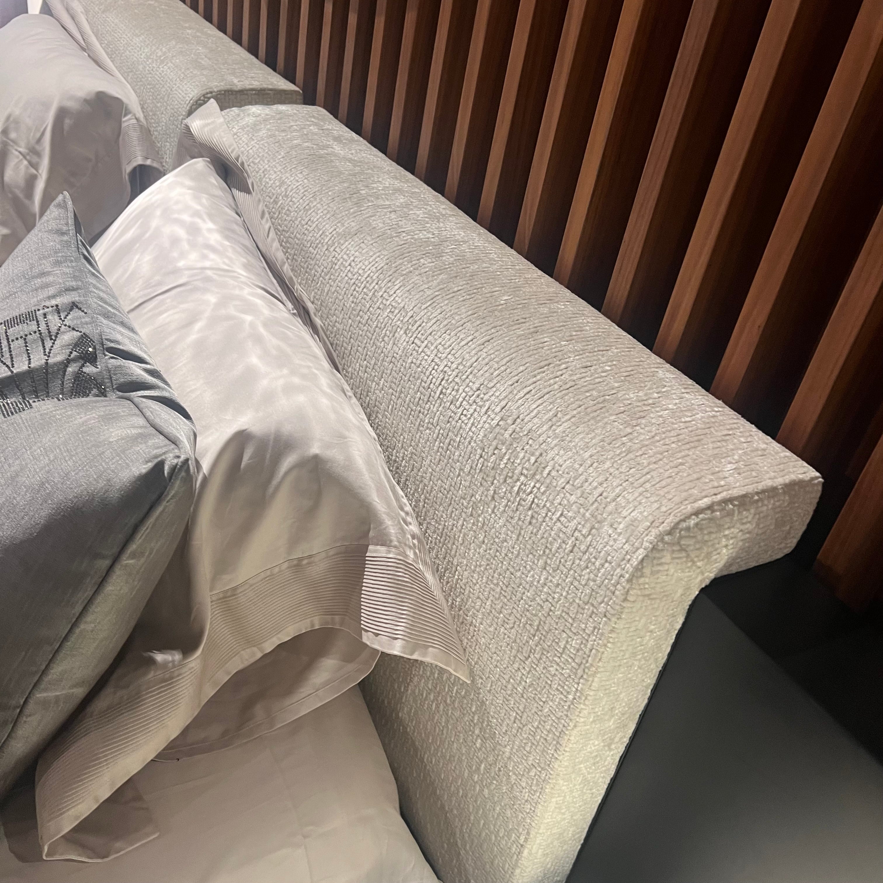Display Item - Dali King Size Bedstead  Dali-Bed Nakheel -  DISPLAY ITEM - ebarza Furniture UAE | Shop Modern Furniture in Abu Dhabi & Dubai - مفروشات ايبازرا في الامارات | تسوق اثاث عصري وديكورات مميزة في دبي وابوظبي