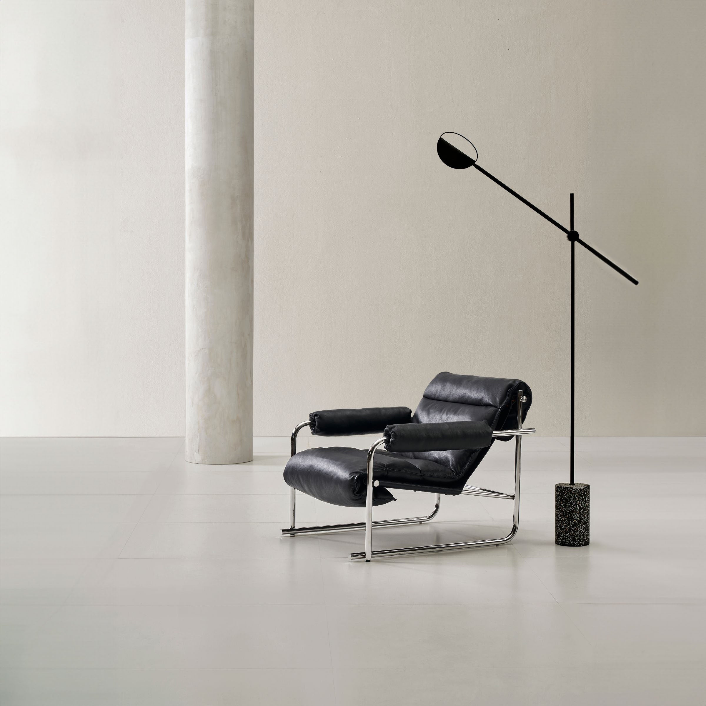 Murcia Whole Leather Lounge Chair LC066 -  Lounge Chairs - ebarza Furniture UAE | Shop Modern Furniture in Abu Dhabi & Dubai - مفروشات ايبازرا في الامارات | تسوق اثاث عصري وديكورات مميزة في دبي وابوظبي