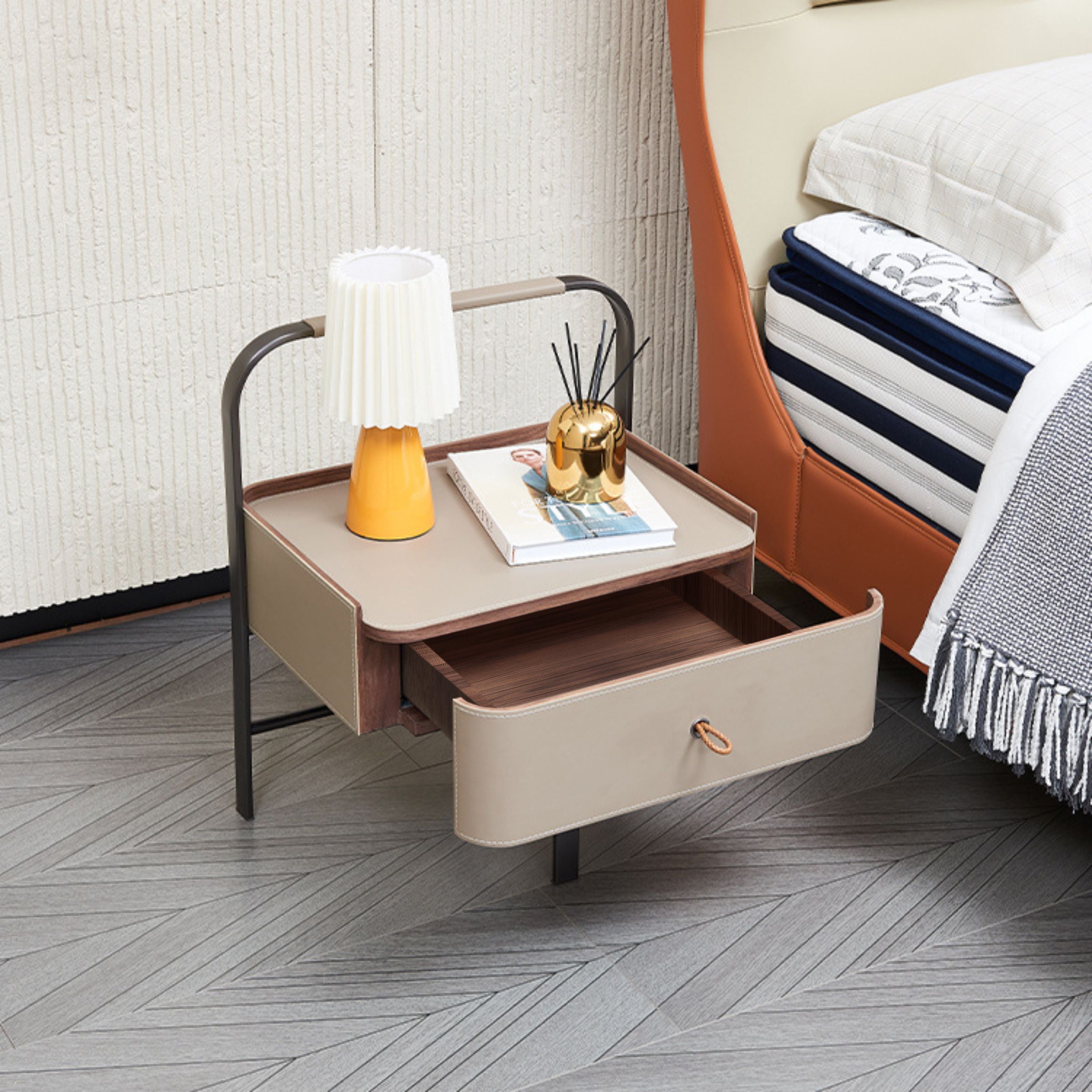 AS IS - Saddle Leather Side Table MLL-E10 -  DISPLAY ITEM - ebarza Furniture UAE | Shop Modern Furniture in Abu Dhabi & Dubai - مفروشات ايبازرا في الامارات | تسوق اثاث عصري وديكورات مميزة في دبي وابوظبي