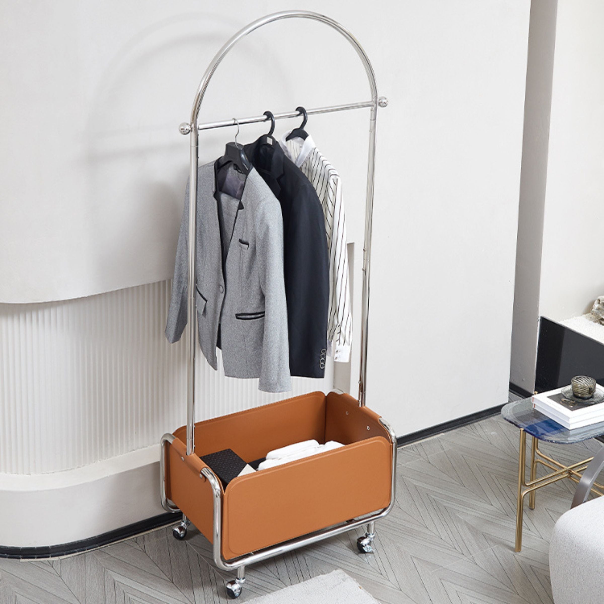 Saddle Leather Silver Hanger MLL-T40 -  Hangers - ebarza Furniture UAE | Shop Modern Furniture in Abu Dhabi & Dubai - مفروشات ايبازرا في الامارات | تسوق اثاث عصري وديكورات مميزة في دبي وابوظبي