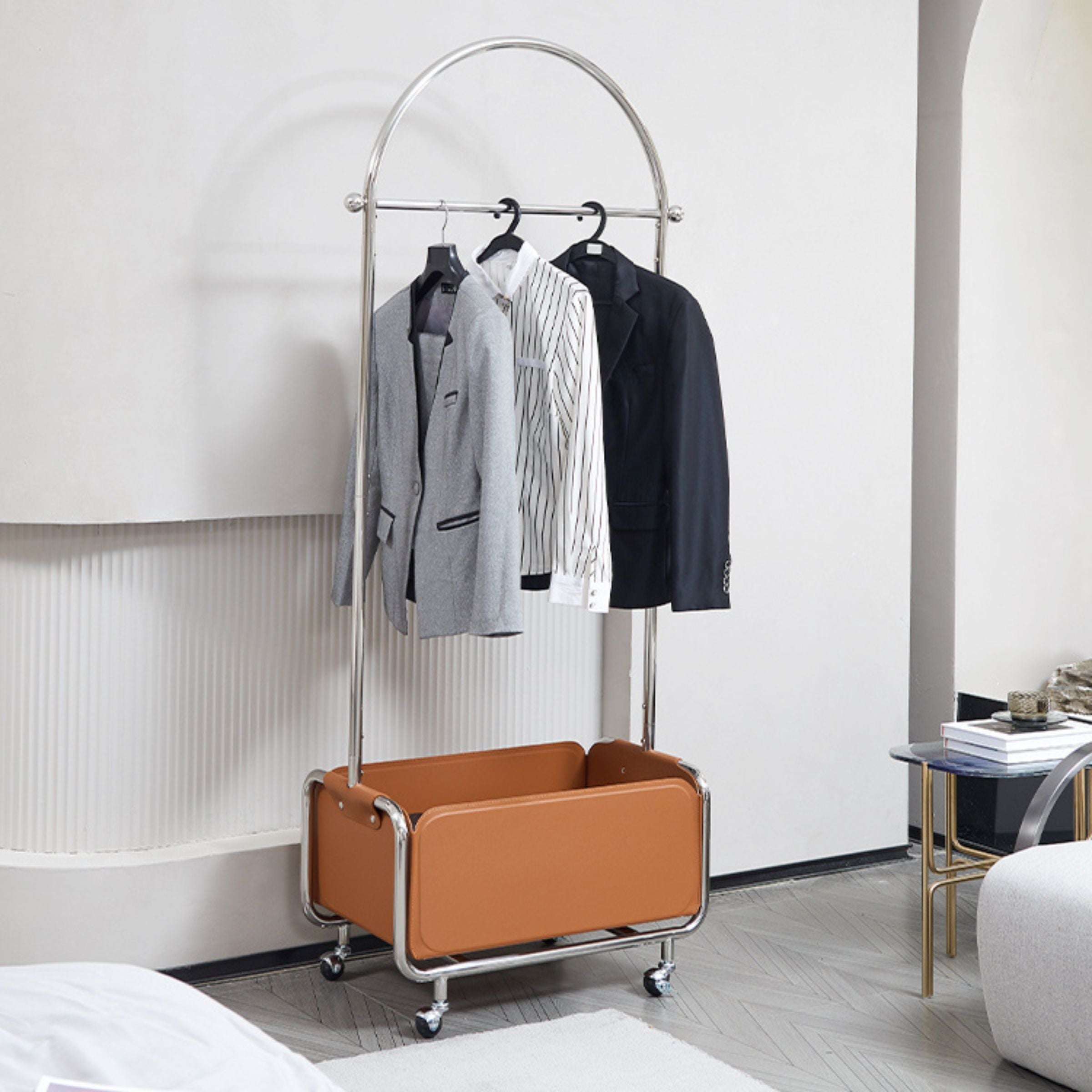 Saddle Leather Silver Hanger MLL-T40 -  Hangers - ebarza Furniture UAE | Shop Modern Furniture in Abu Dhabi & Dubai - مفروشات ايبازرا في الامارات | تسوق اثاث عصري وديكورات مميزة في دبي وابوظبي